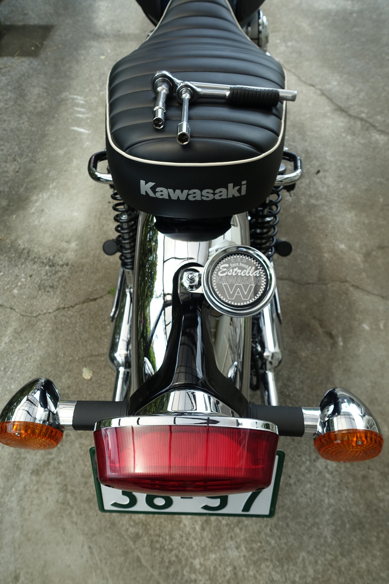 W400のキックスターターキットを購入してつけてみることにしました