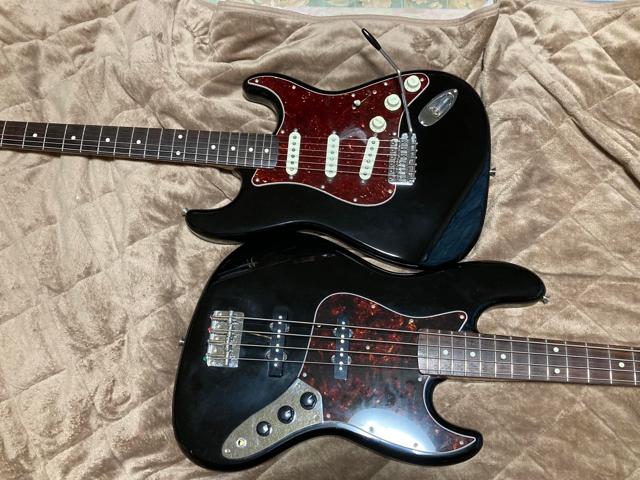 1987 Tokai SD653 Custom Edition Model. Nice Dark R/W Slab-Board