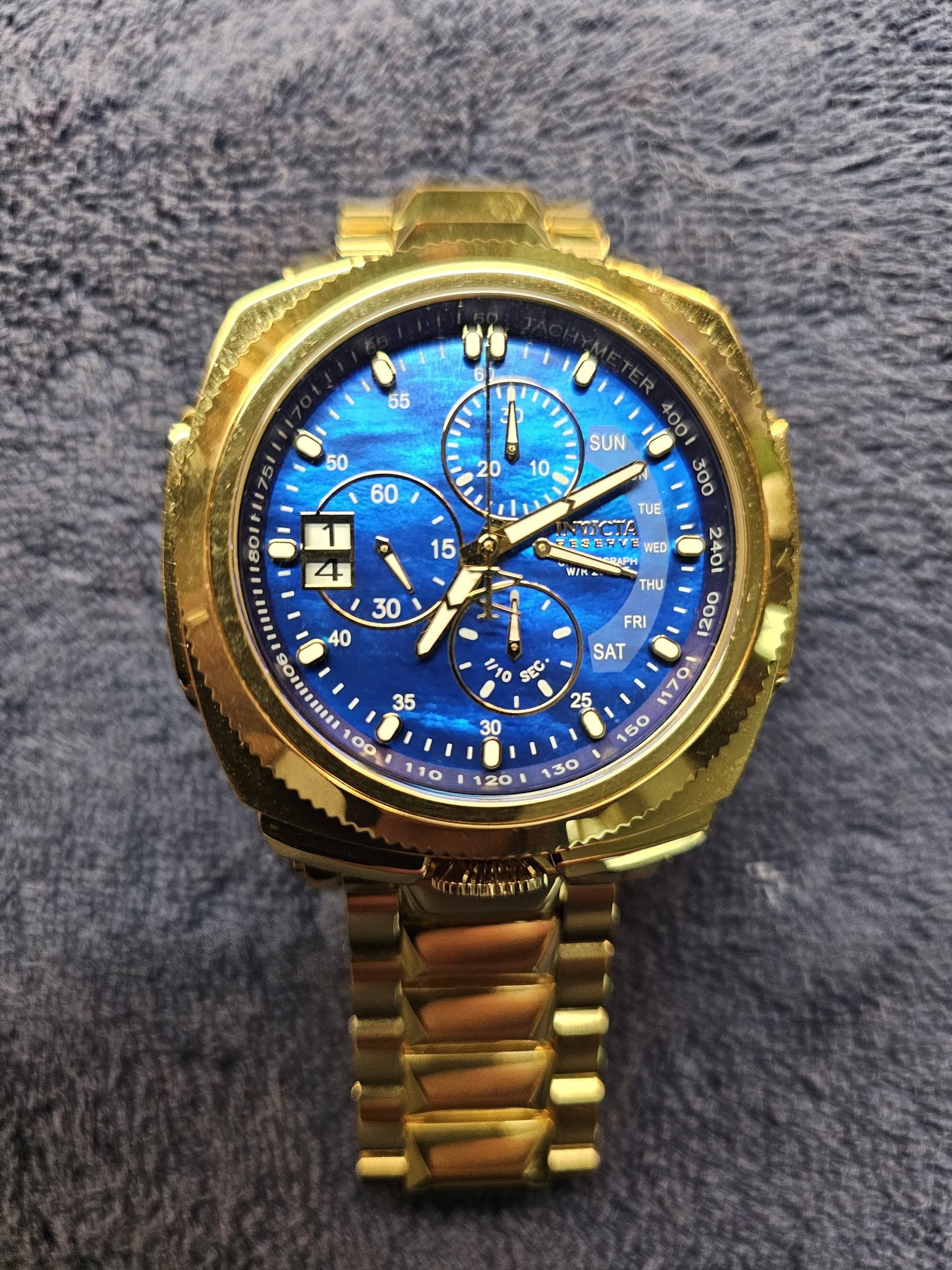 Honoring the 15th anniversary return of the Invicta Russian Diver