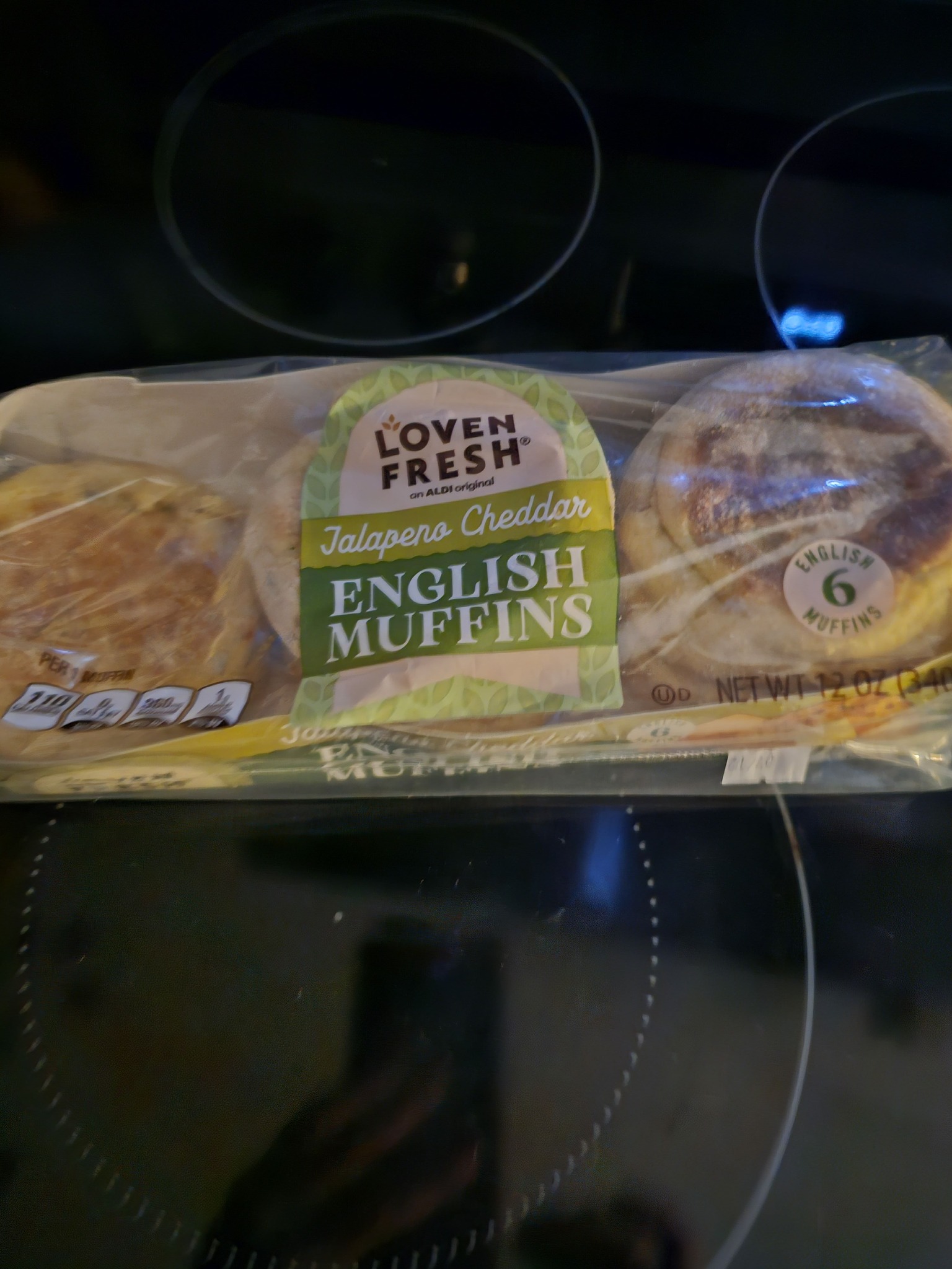 Review of Loven Fresh Jalapeno Cheddar English Muffins from ALDI