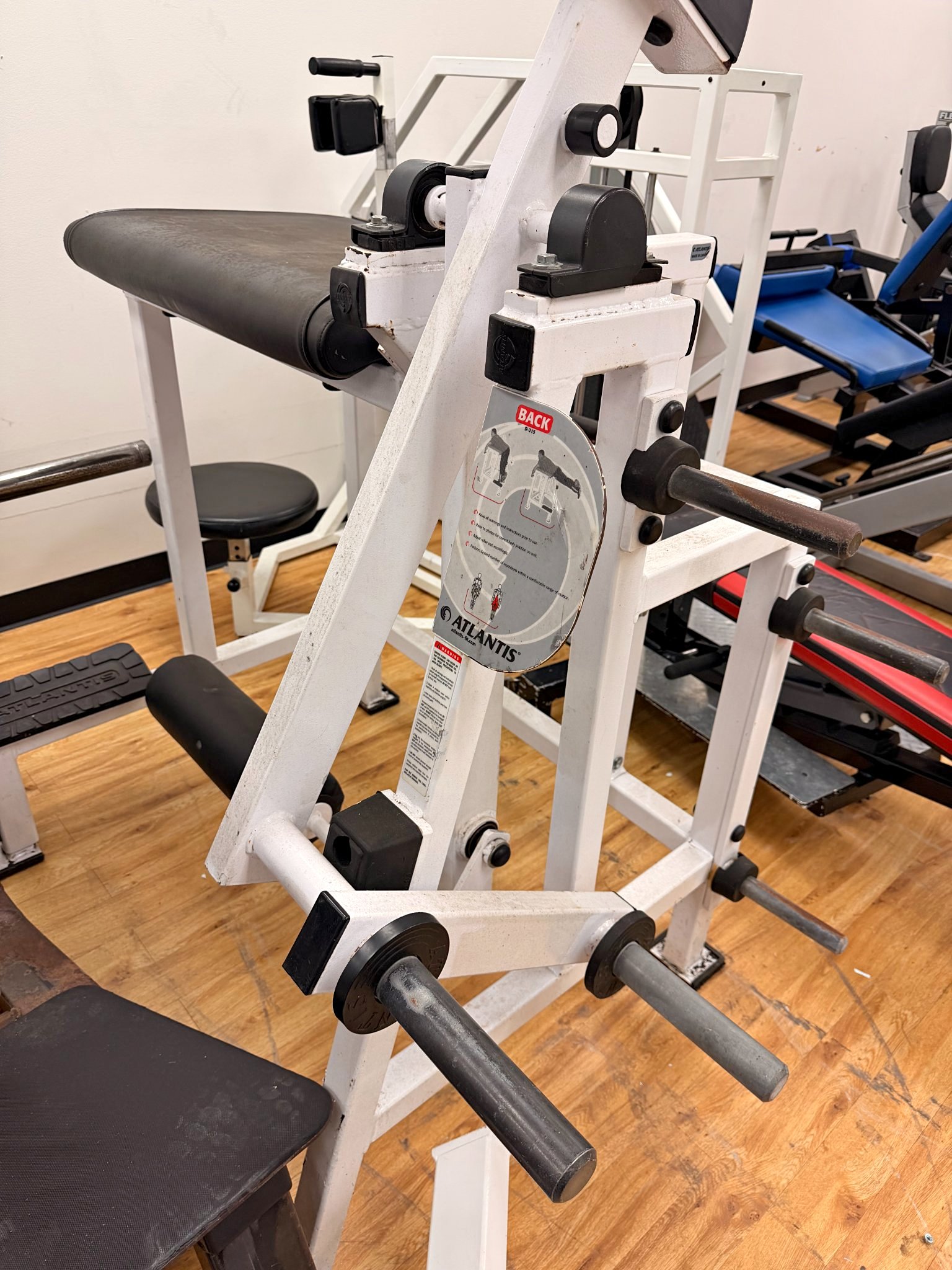 Atlantis Reverse Hyper Extension - Weight Lifting Machines & Racks ...