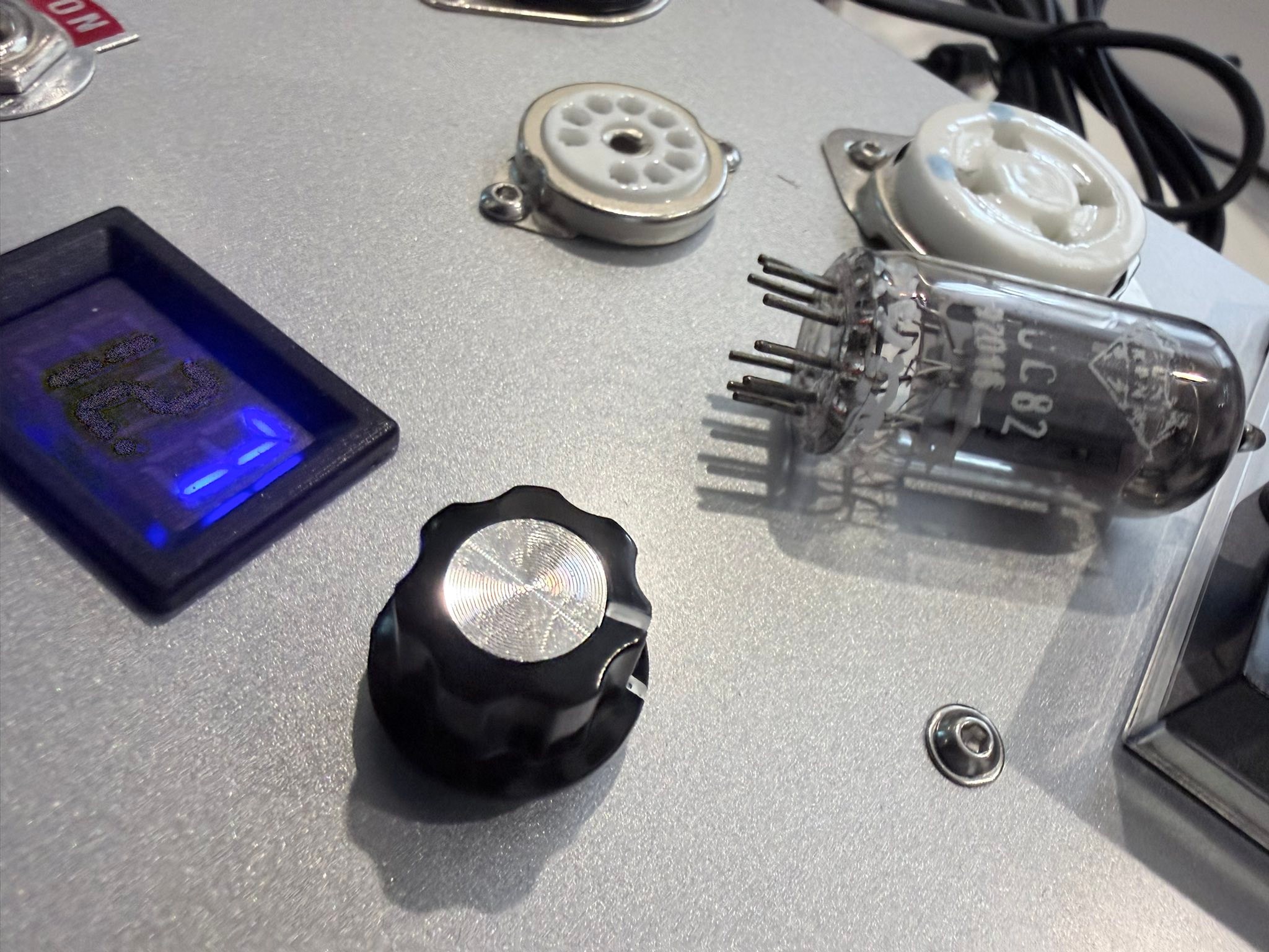 寝室BGM用にBluetooth接続＆真空管アンプのfosi audioのMC331をポチり 
