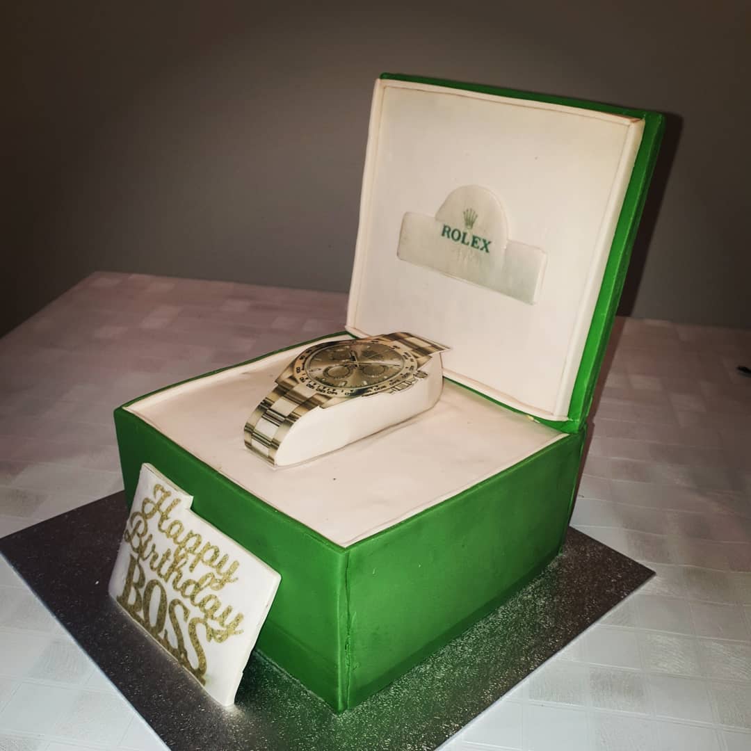 Gateau Montre Rolex Dans Sa Boite Le Carrosse En Sucre Facebook