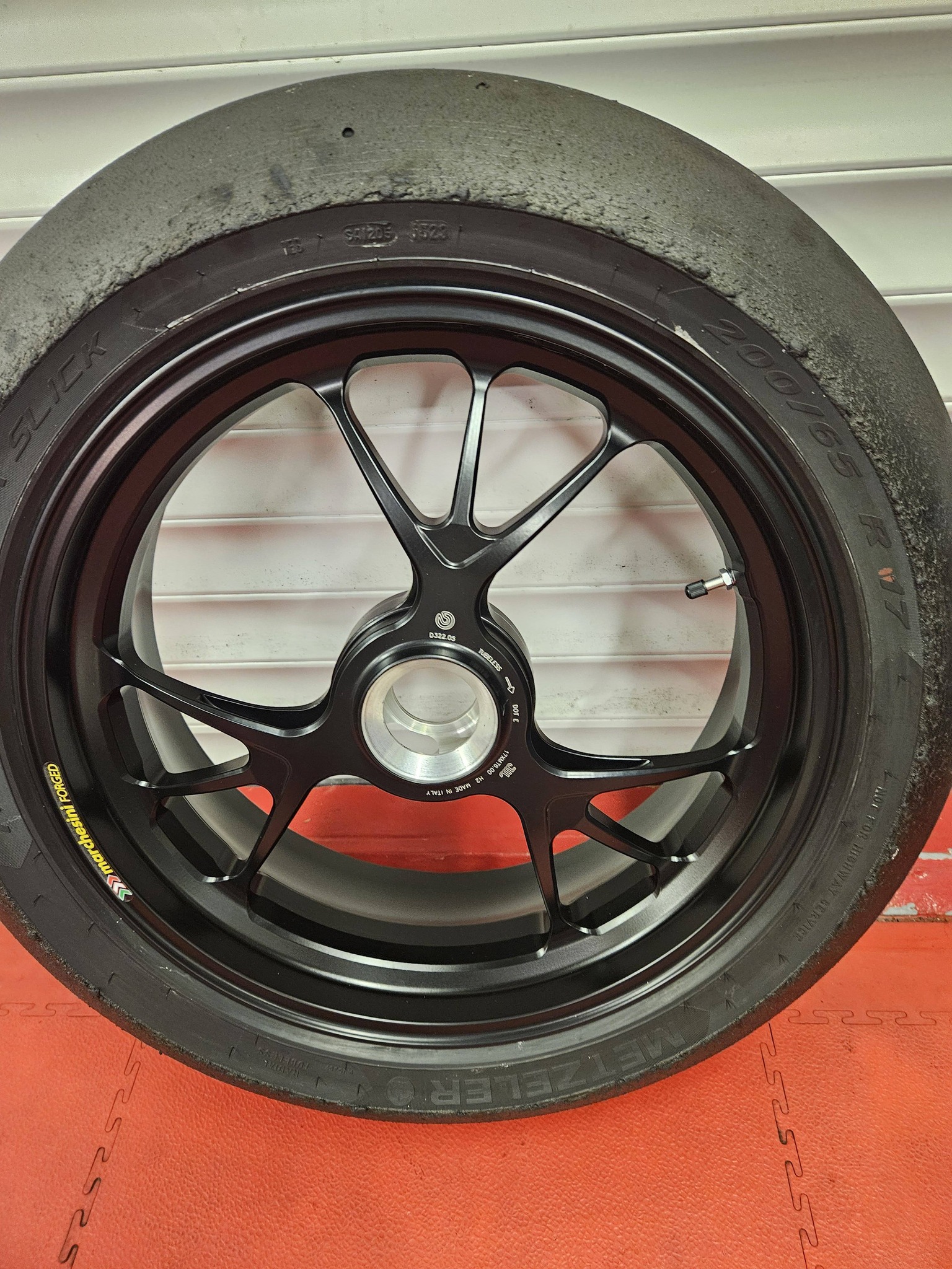Wheels removed off a 2021 Panigale V4, will fit 12-24 1199 1299 V2