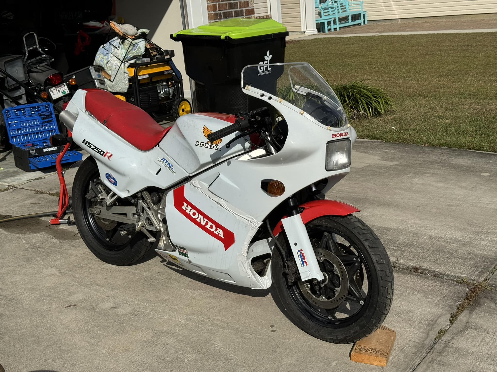 Two-stroke track experience