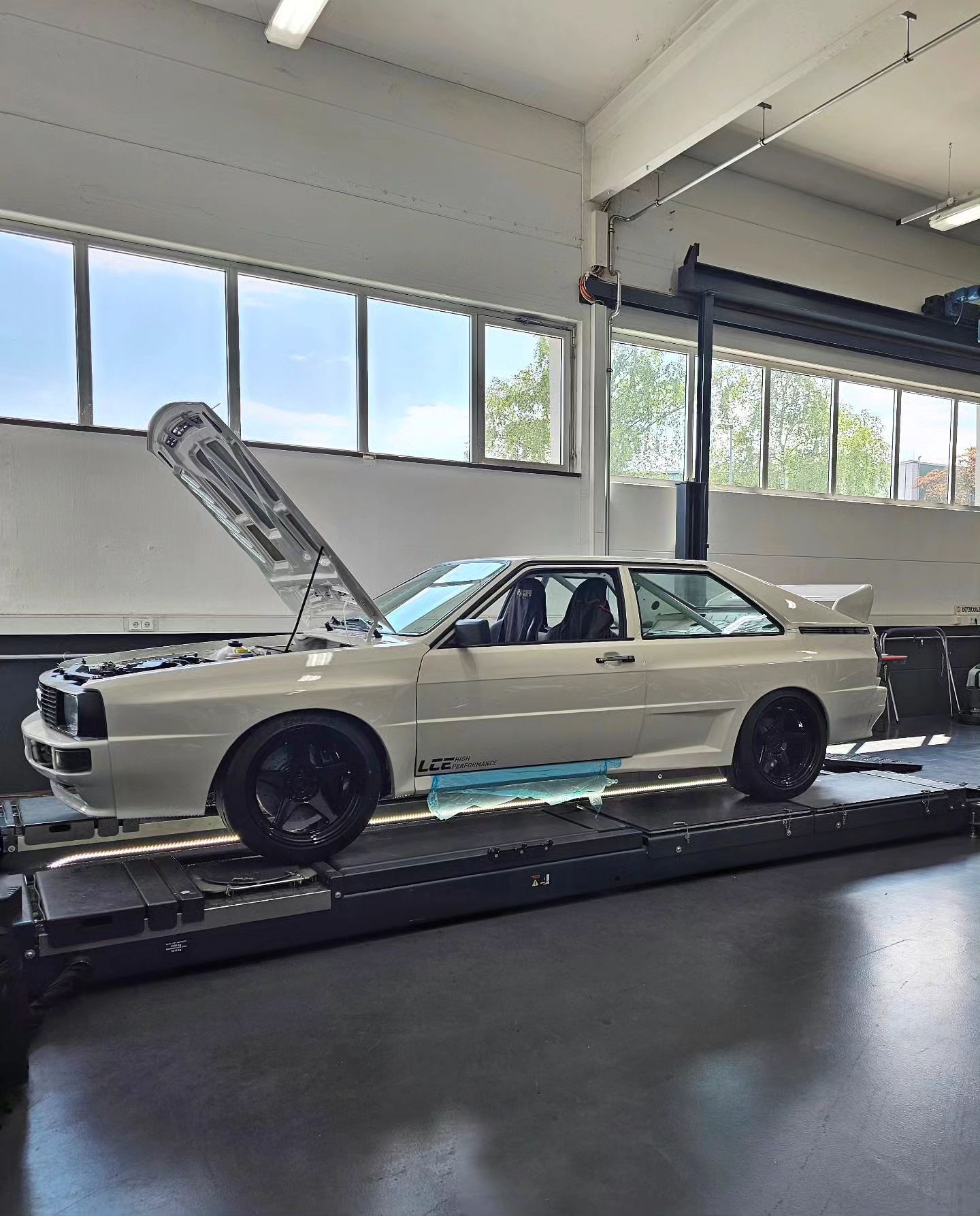Sportquattros - HAPPY FRIDAY! 🤩 Another one is almost finished! 🙌🏻 🤍 ...