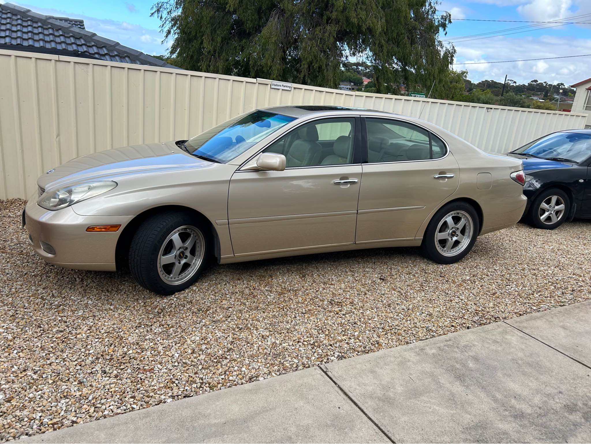 COMMODORES for sale, swap, wrecking & ADVICE....ADELAIDE | 2003 Lexus ...