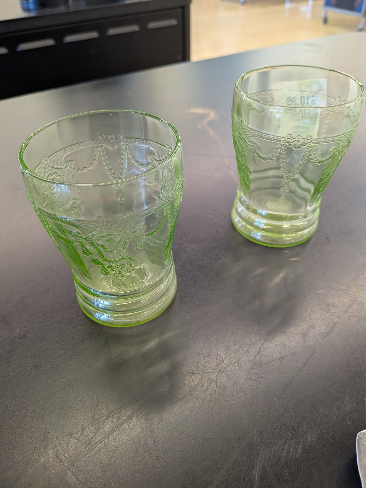 Uranium glasses at Savors