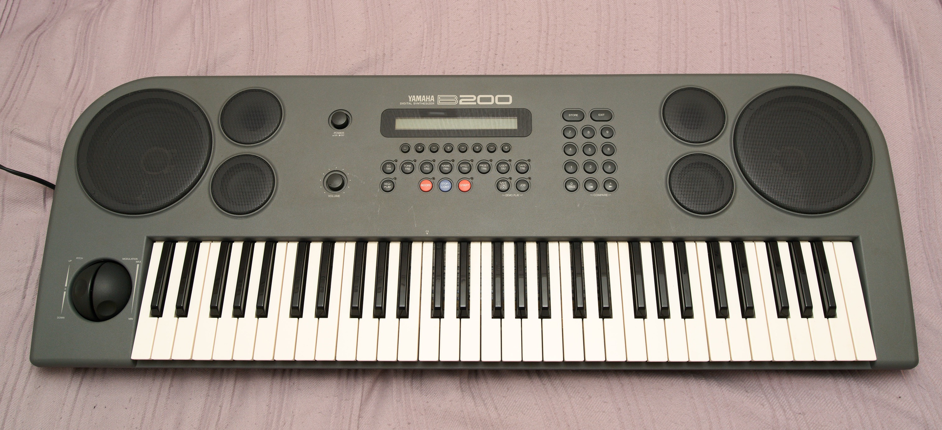 Yamaha B200 vintage synth review and experience