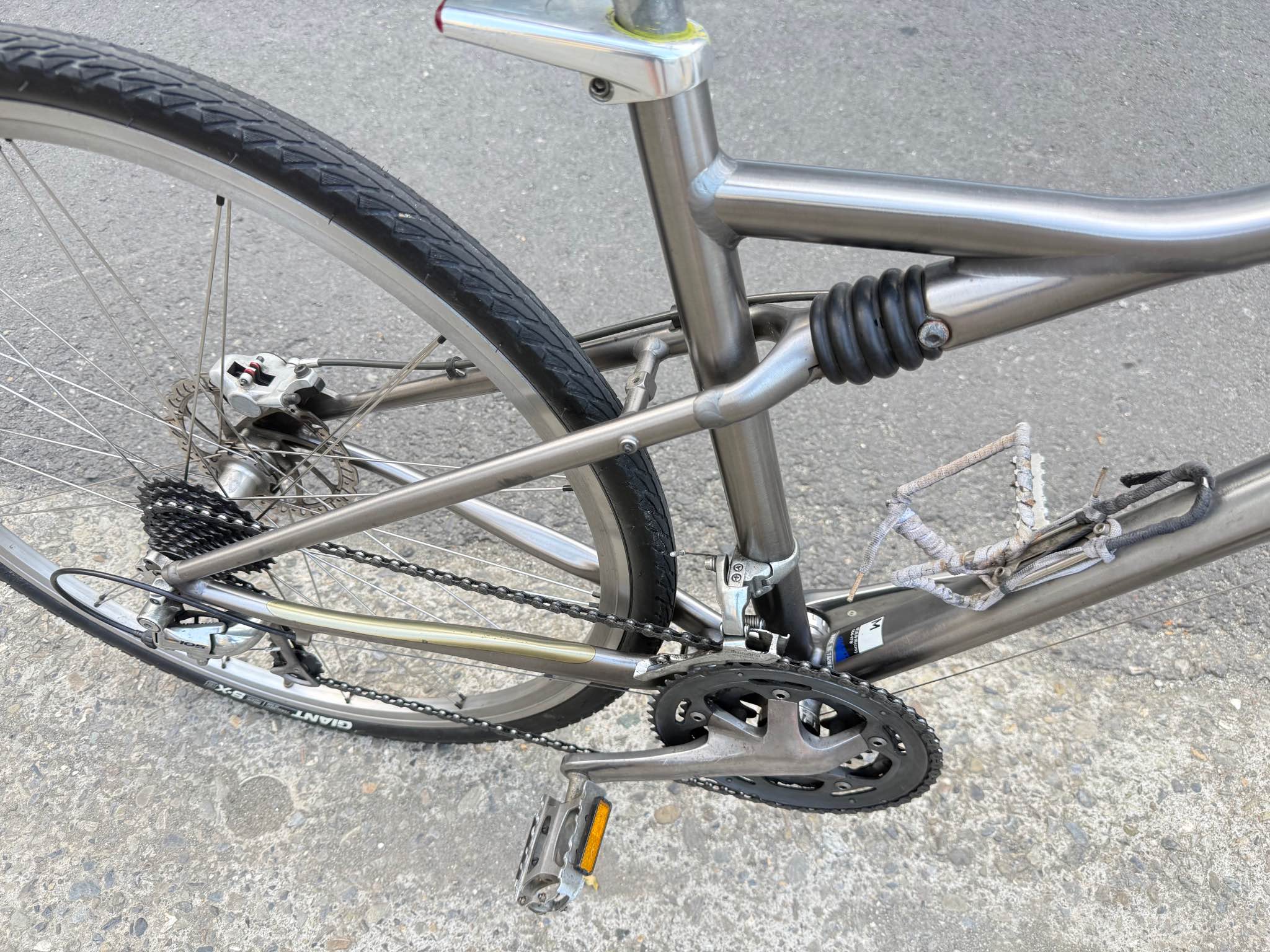 捷安特*鋁合金-跨界公路車GIANT ACCEND ONE [SHIMANO 105-30速] 油碟+ 
