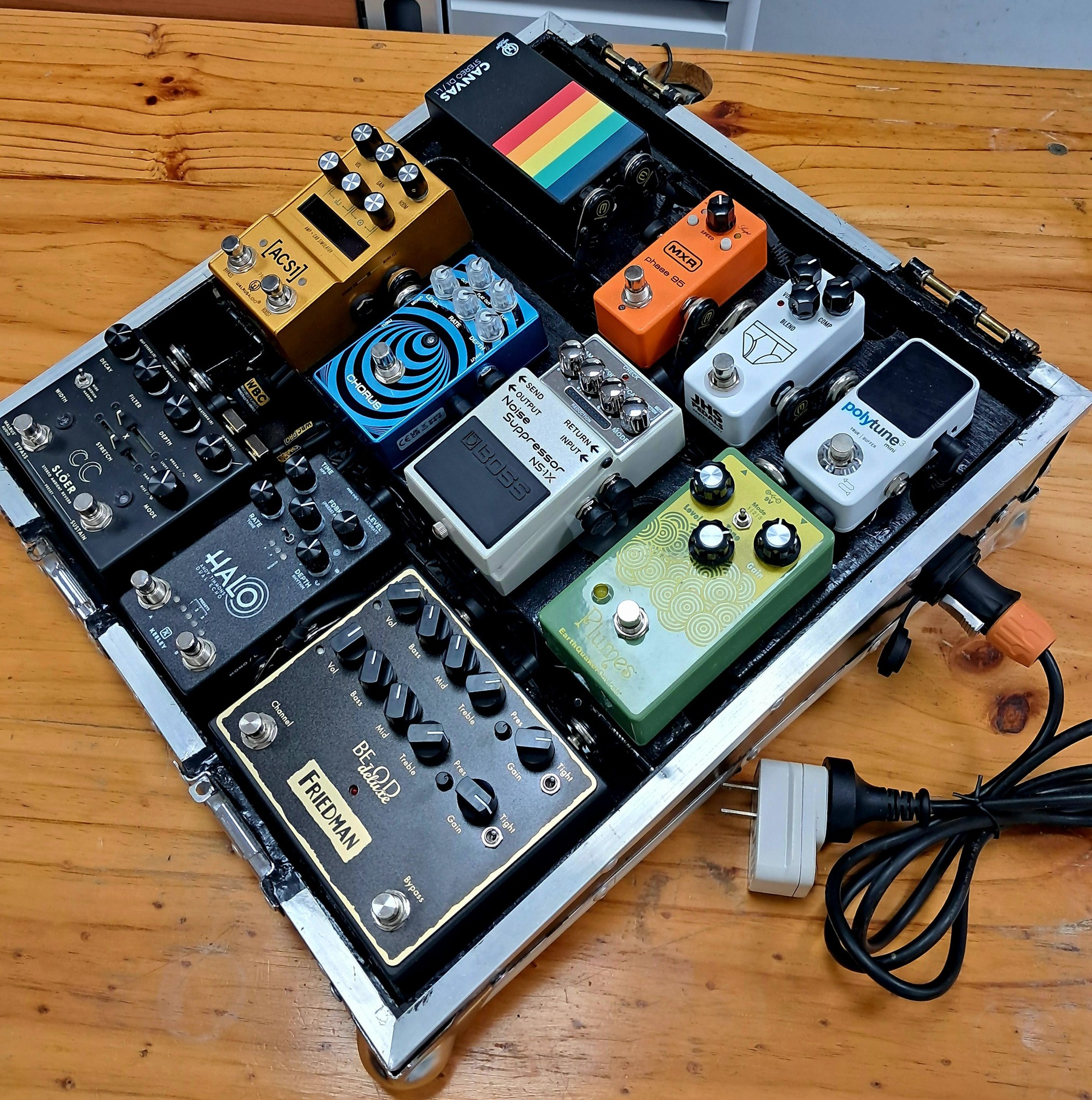 Friedman BE-OD Deluxe and Boss NS-1X pedalboard installation with