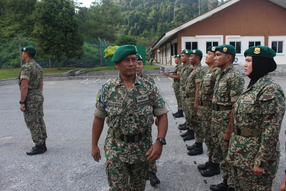 Perbarisan Hut Mk Garison Berita Tentera Darat Malaysia Facebook