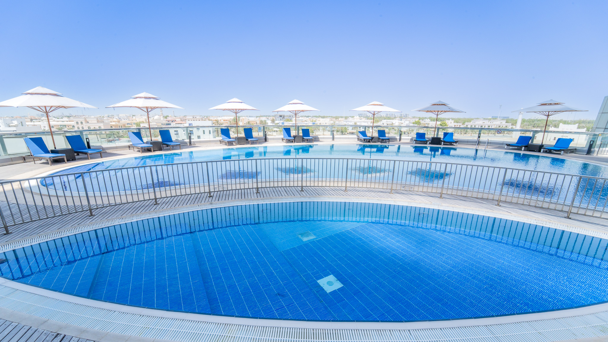 Al Nasseem Pool Bar | Abu Dhabi
