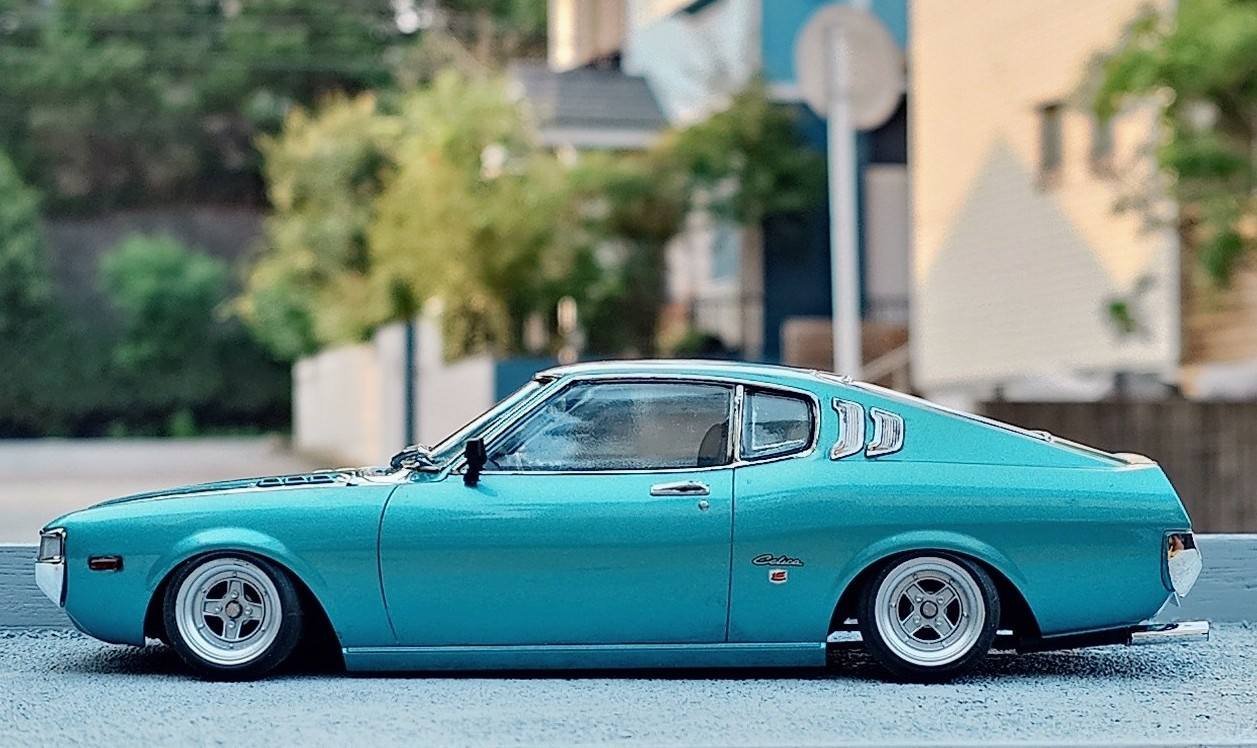 アオシマ ヨンメリ&ジャパン同時進行で完成しました。昭和の定番