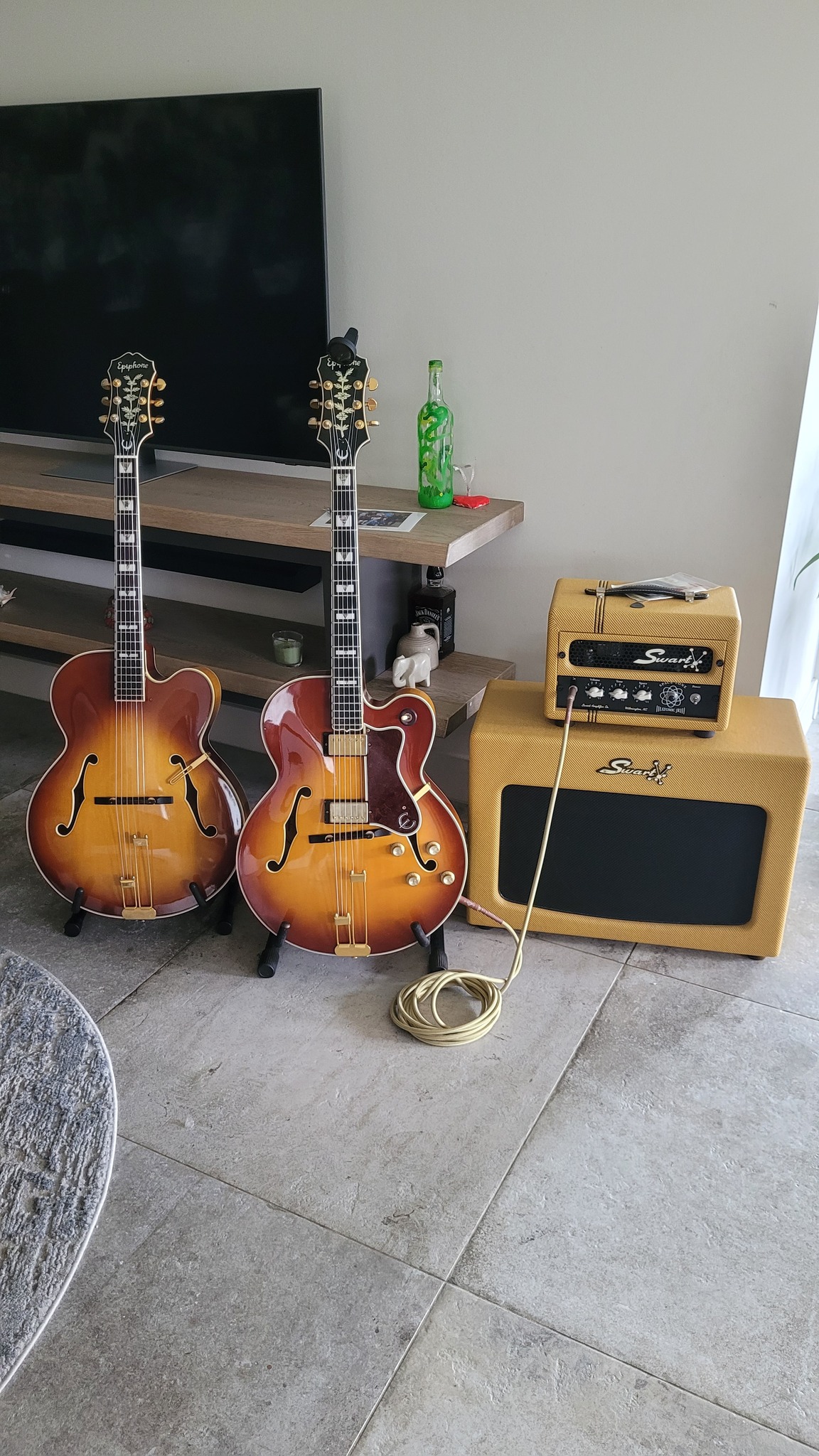 80s Epiphone here. This is the Epiphone Emperor 