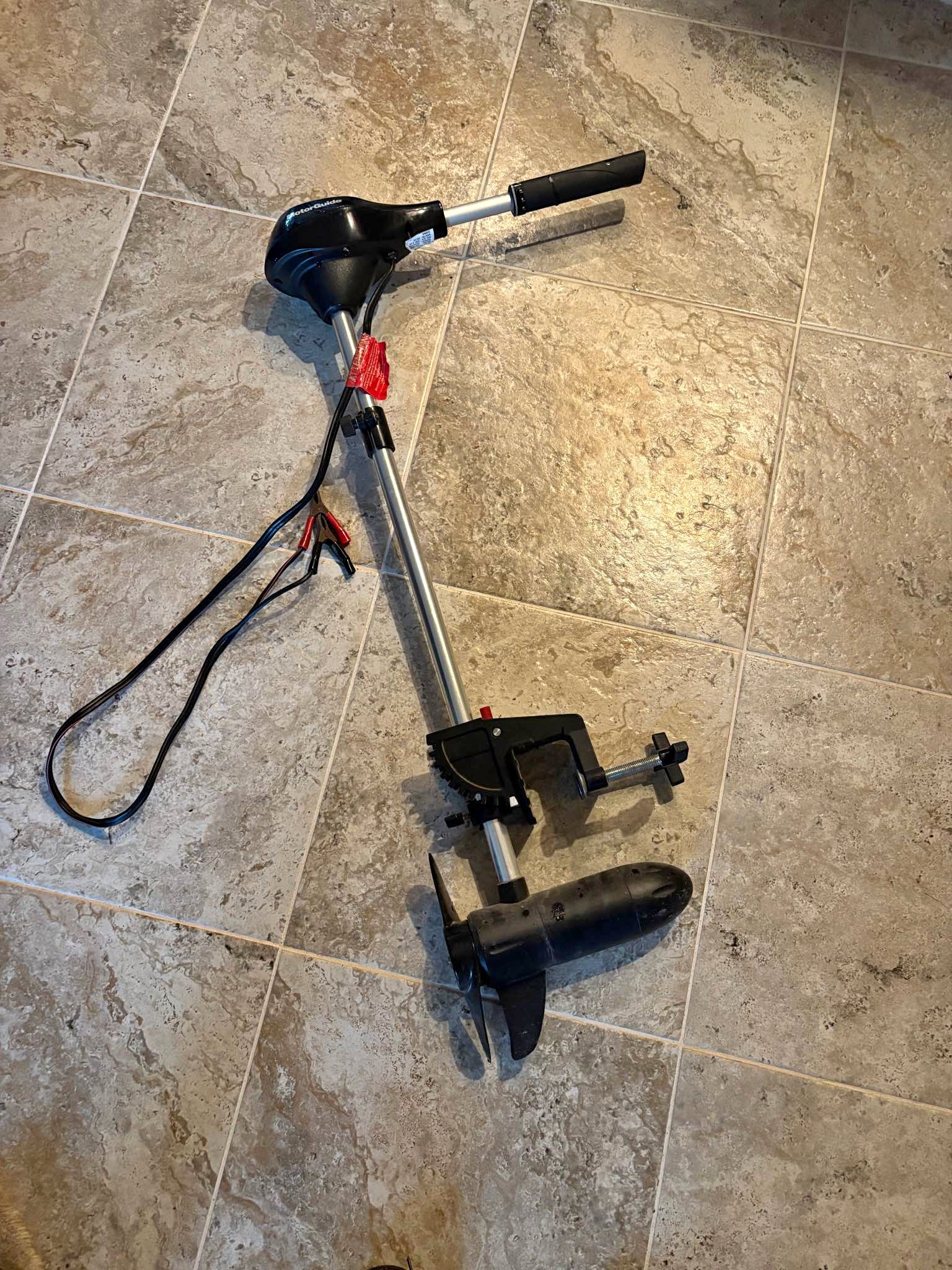 Motorguide R3-brand electric transom-mount trolling motor (30 lb ...