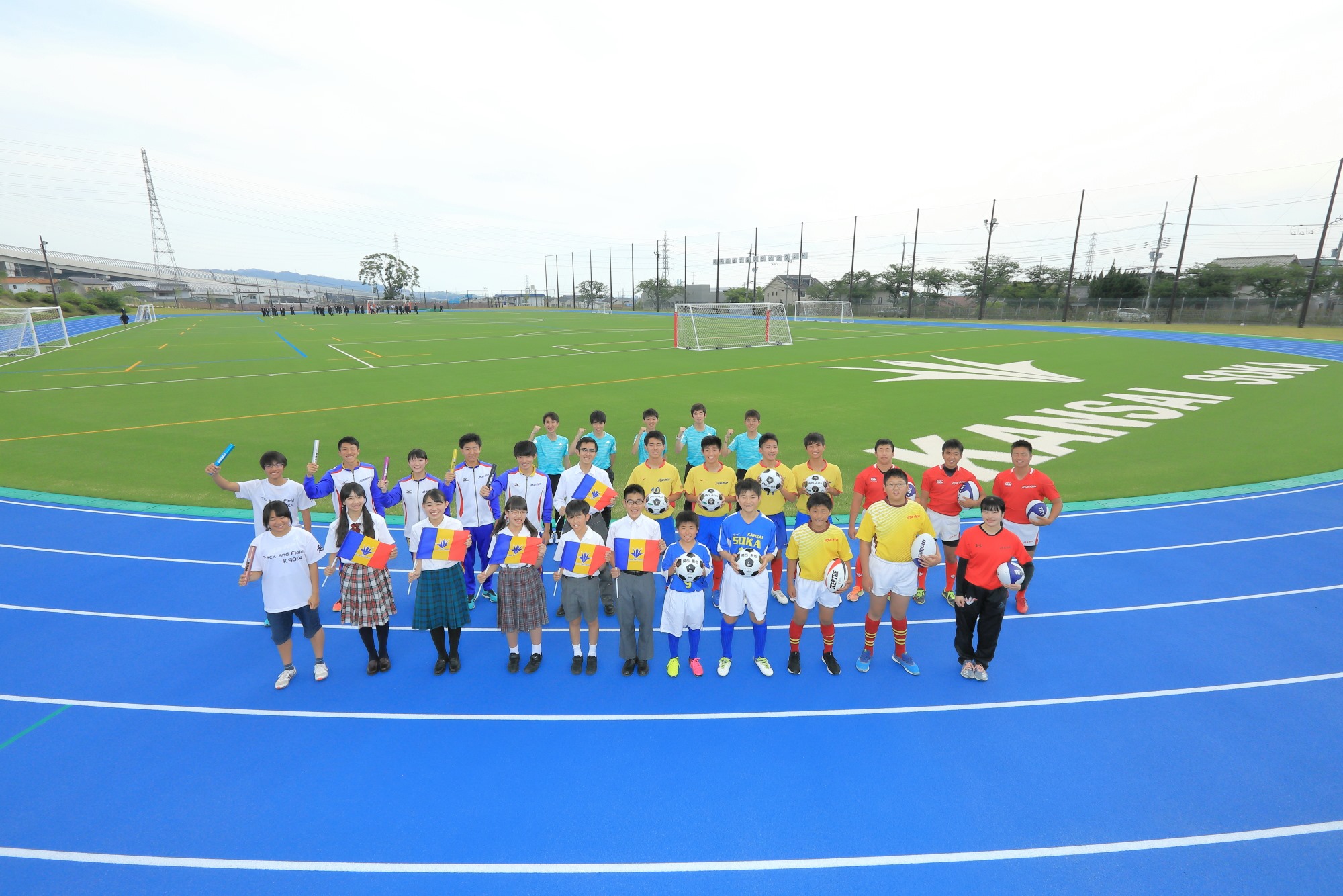 関西 創価 学園 総合 グランド