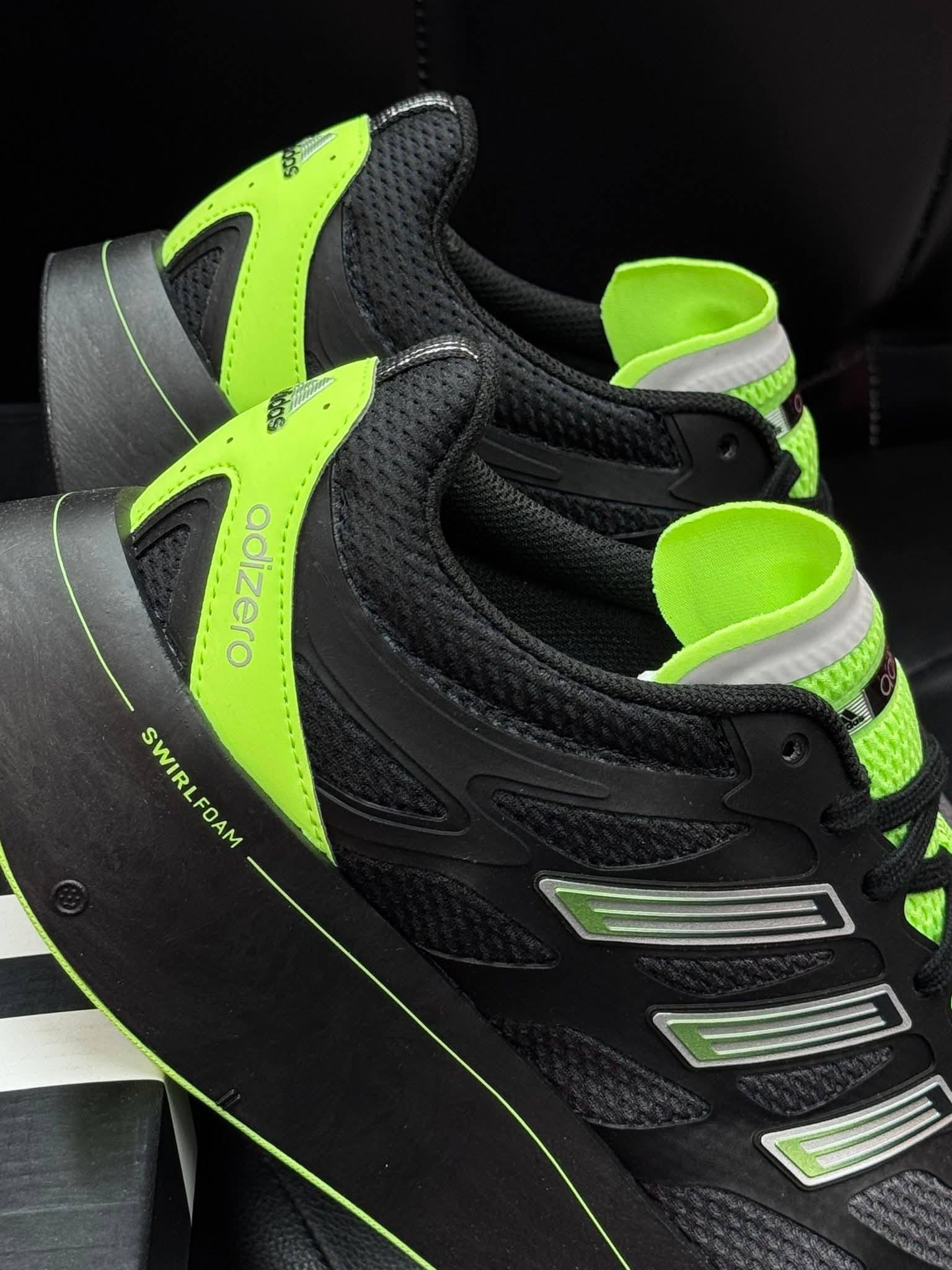 Adídas Adizero Aruku 