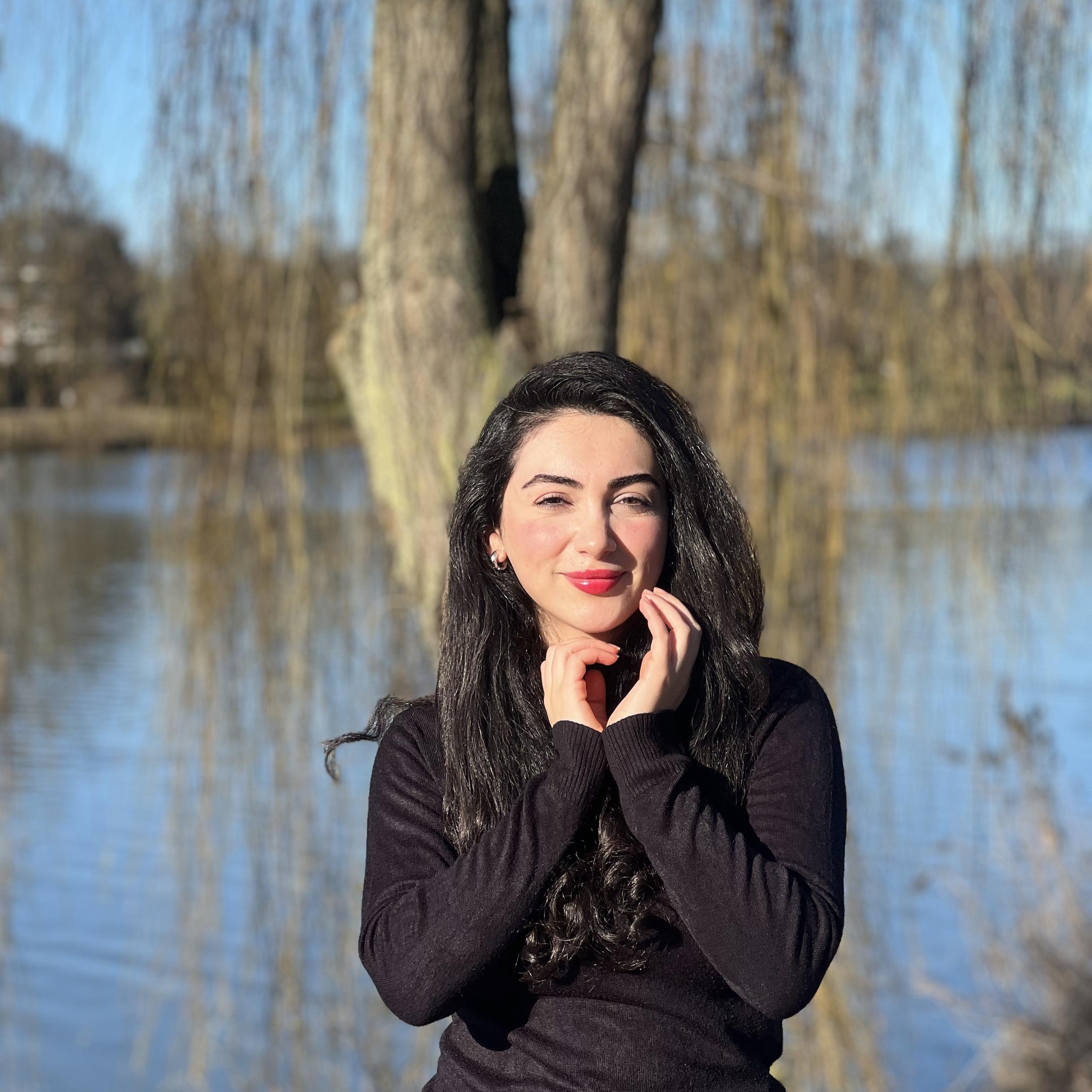 بودكاست الماني ماحدا حكي عنن قبل ..هدول... - Valentina Hallak | Facebook