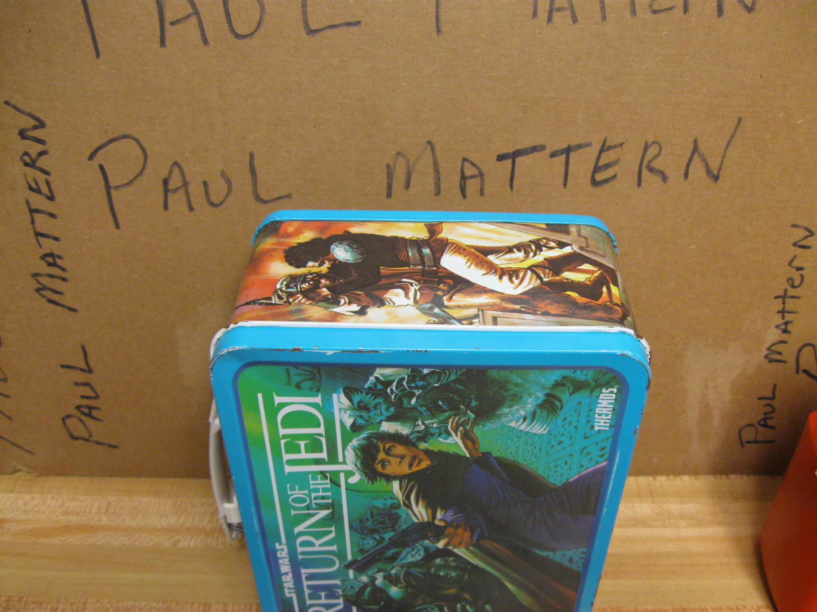 Ive got a 1998 godzilla thermos lunch box and im looking to sell it.