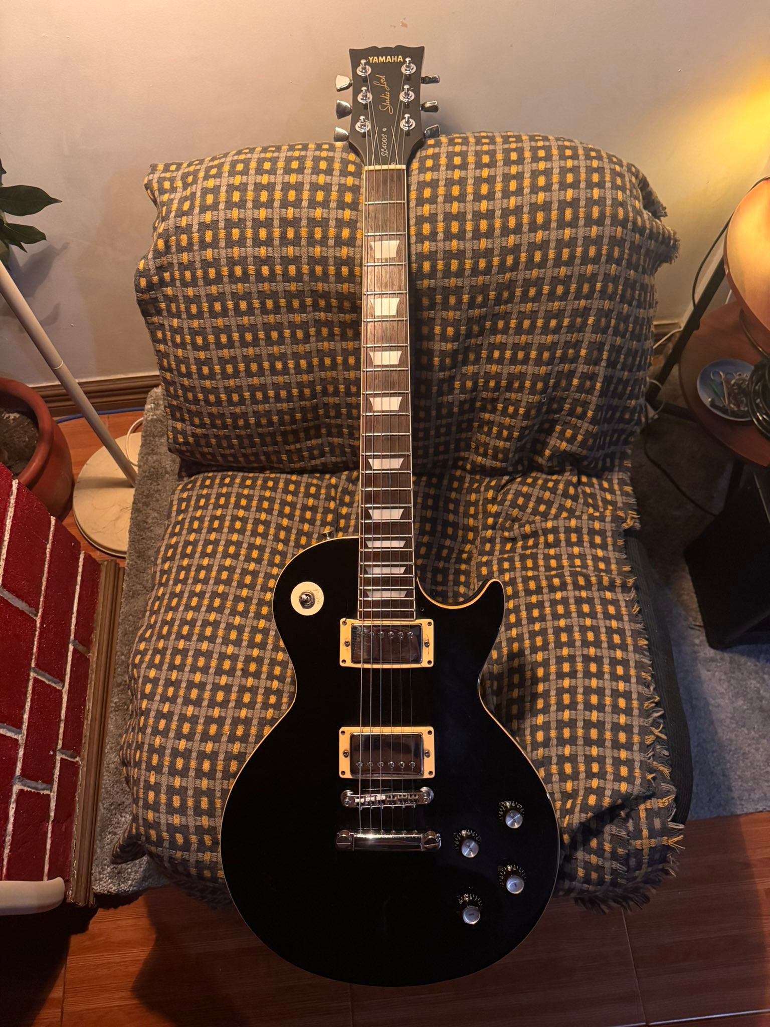 Yamaha SL-400s vintage guitar review