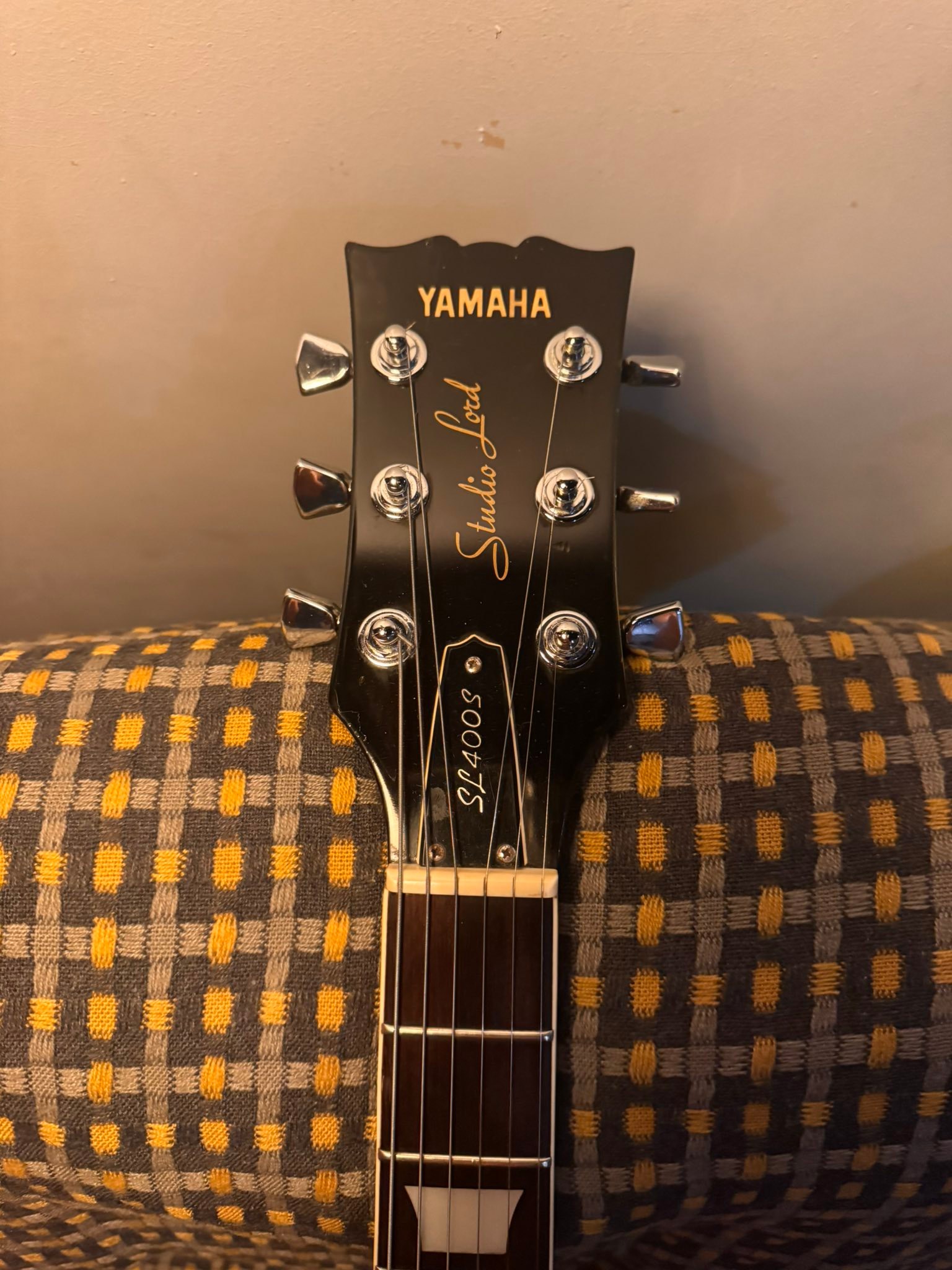 Yamaha SL-400s vintage guitar review