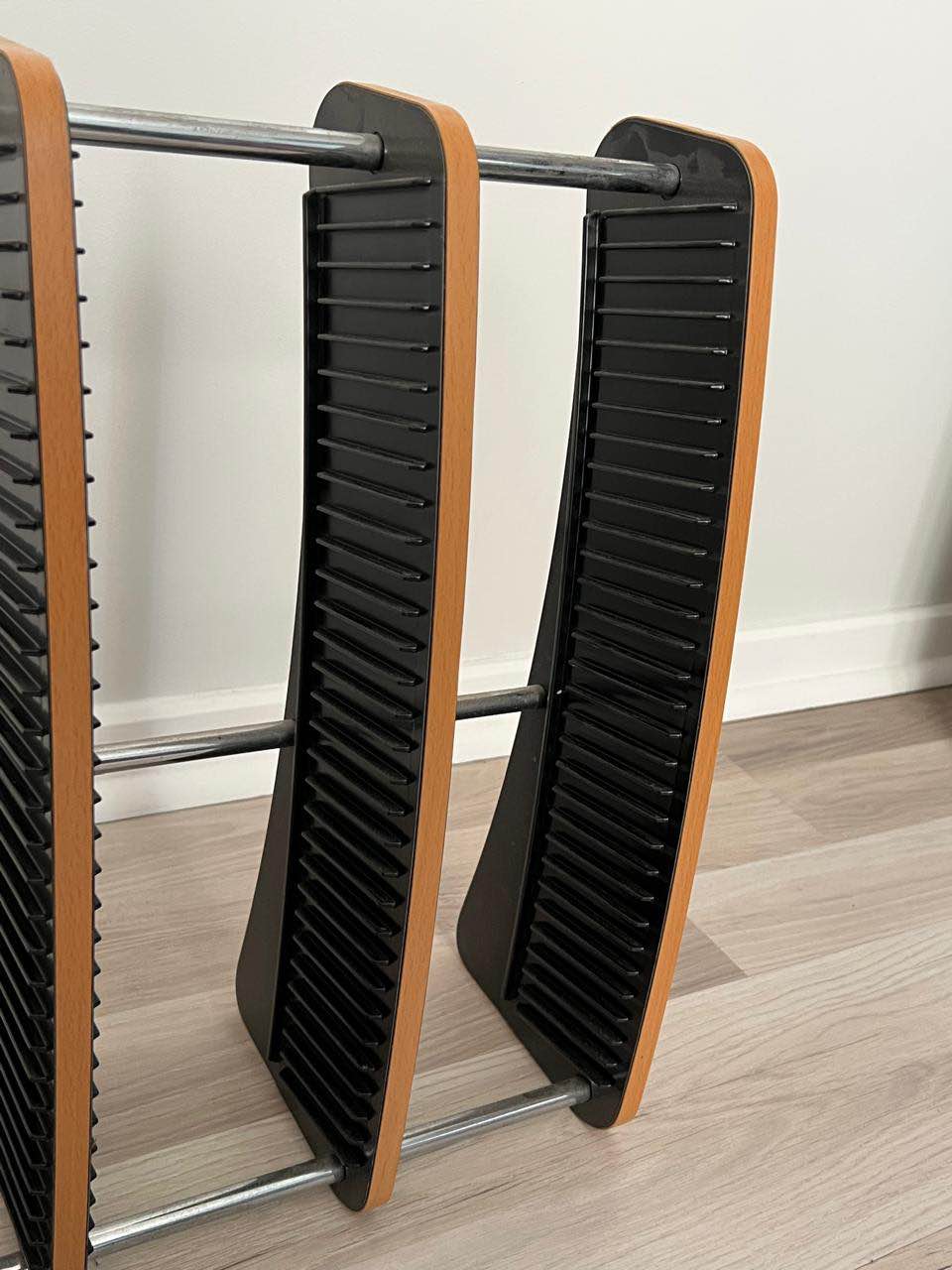 Porta CDs Rack - Music - La Serena, Chile | Facebook Marketplace | Facebook