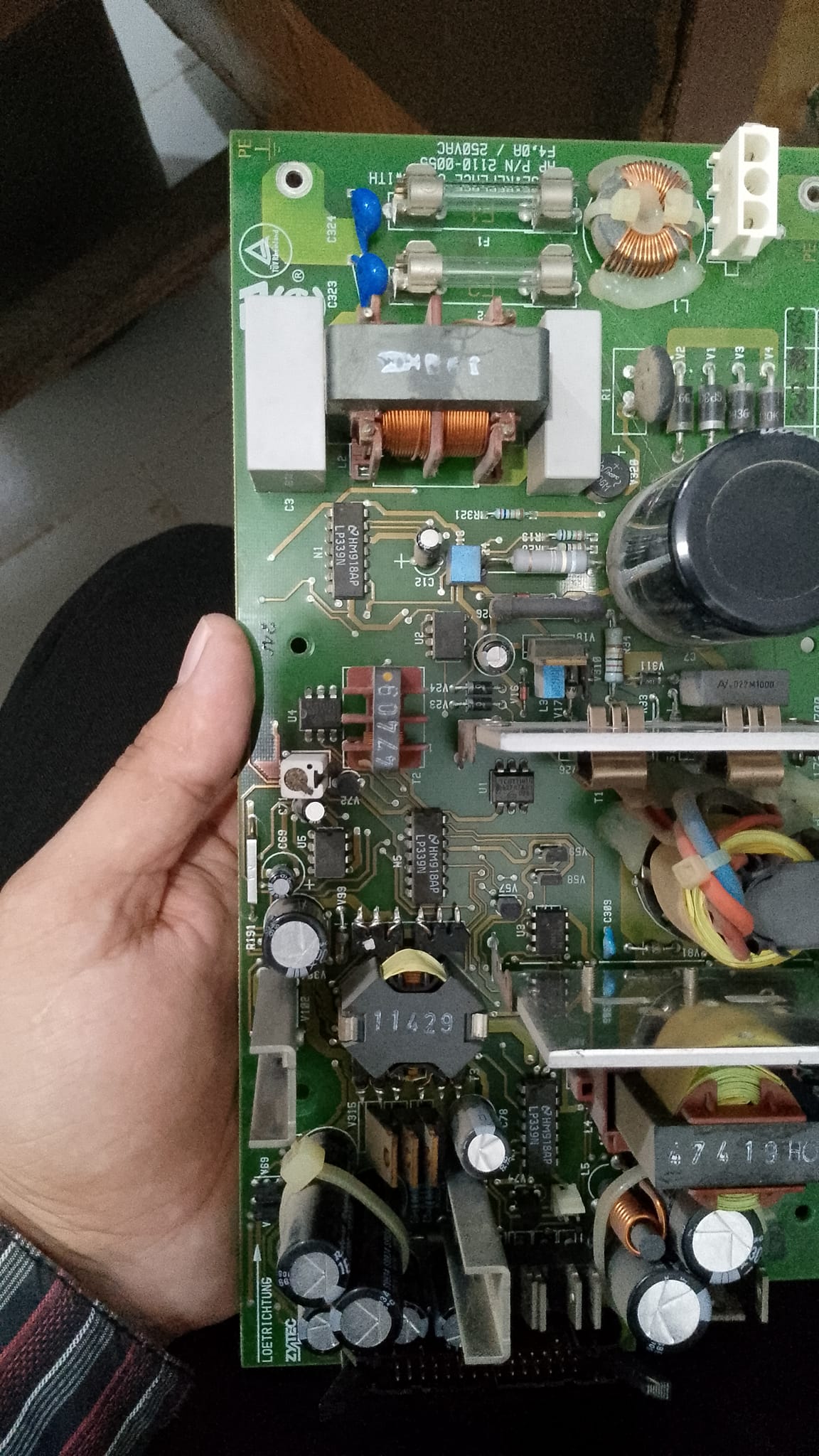 Any help diagnosing a non-functional power supply PCB?