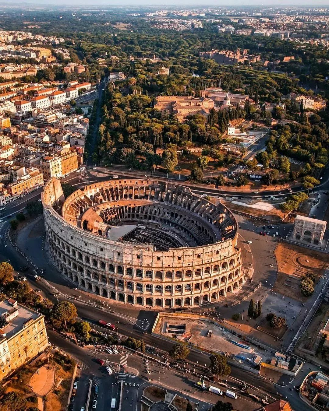 Ancient - 🔘The Colosseum🔘 •The largest amphitheater ever built, located ...