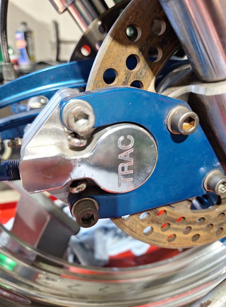Does these calipers use pm pads ?