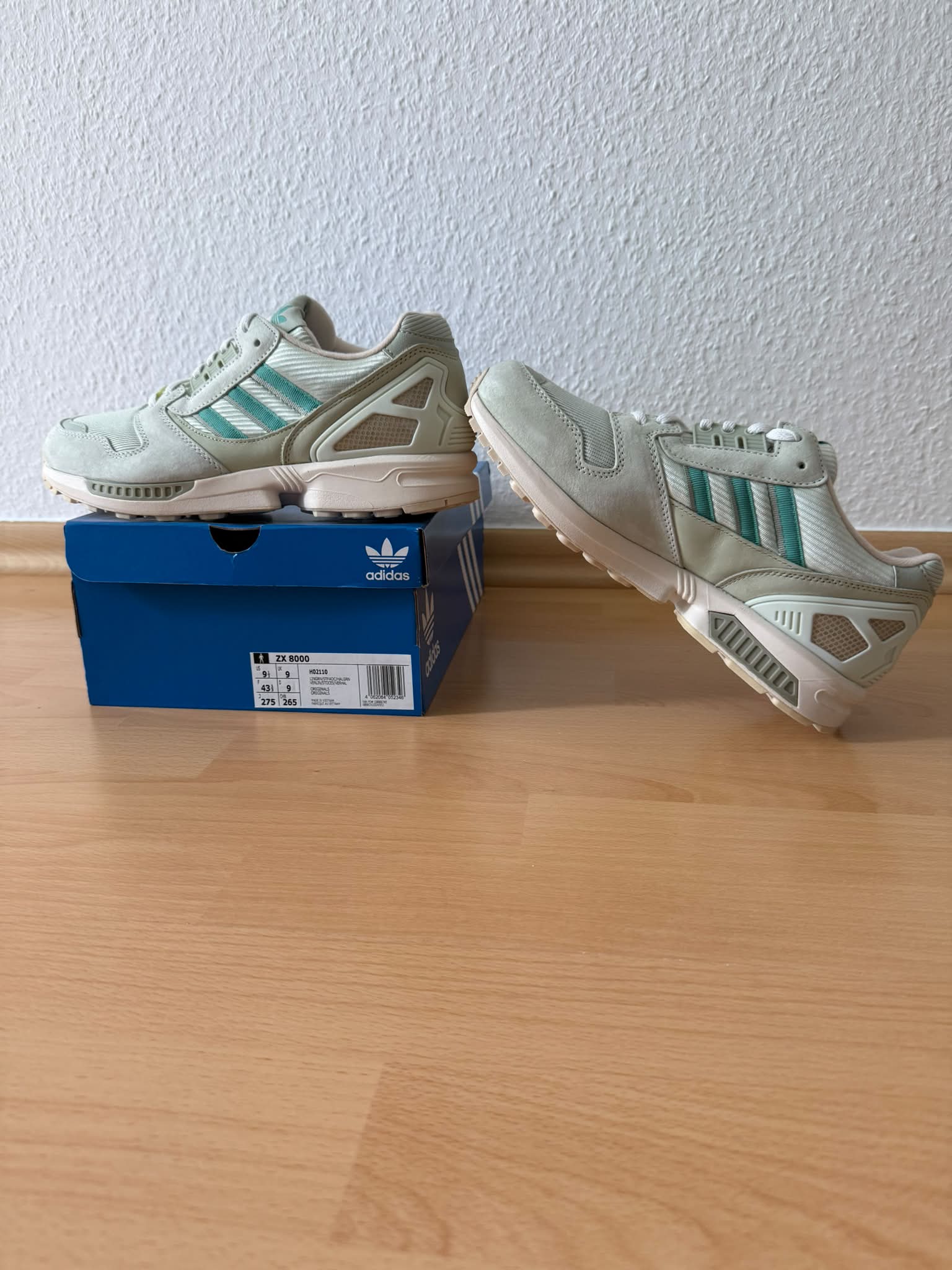 Linen Green, neu im Original Karton 43 1/3 180€