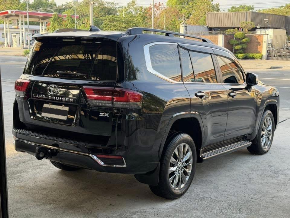 2023 TOYOTA LAND CRUISER $27,000 AUCTION
