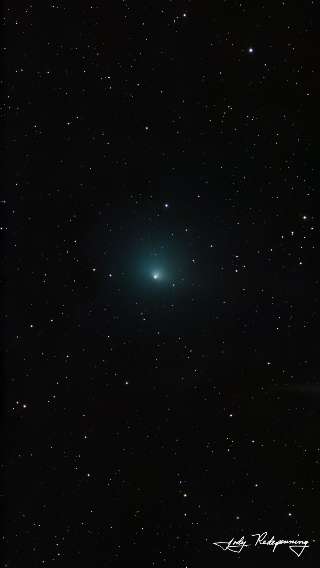 しし座の三つ子銀河 NGC3638、N65、M66という3つの渦巻き銀河で構成