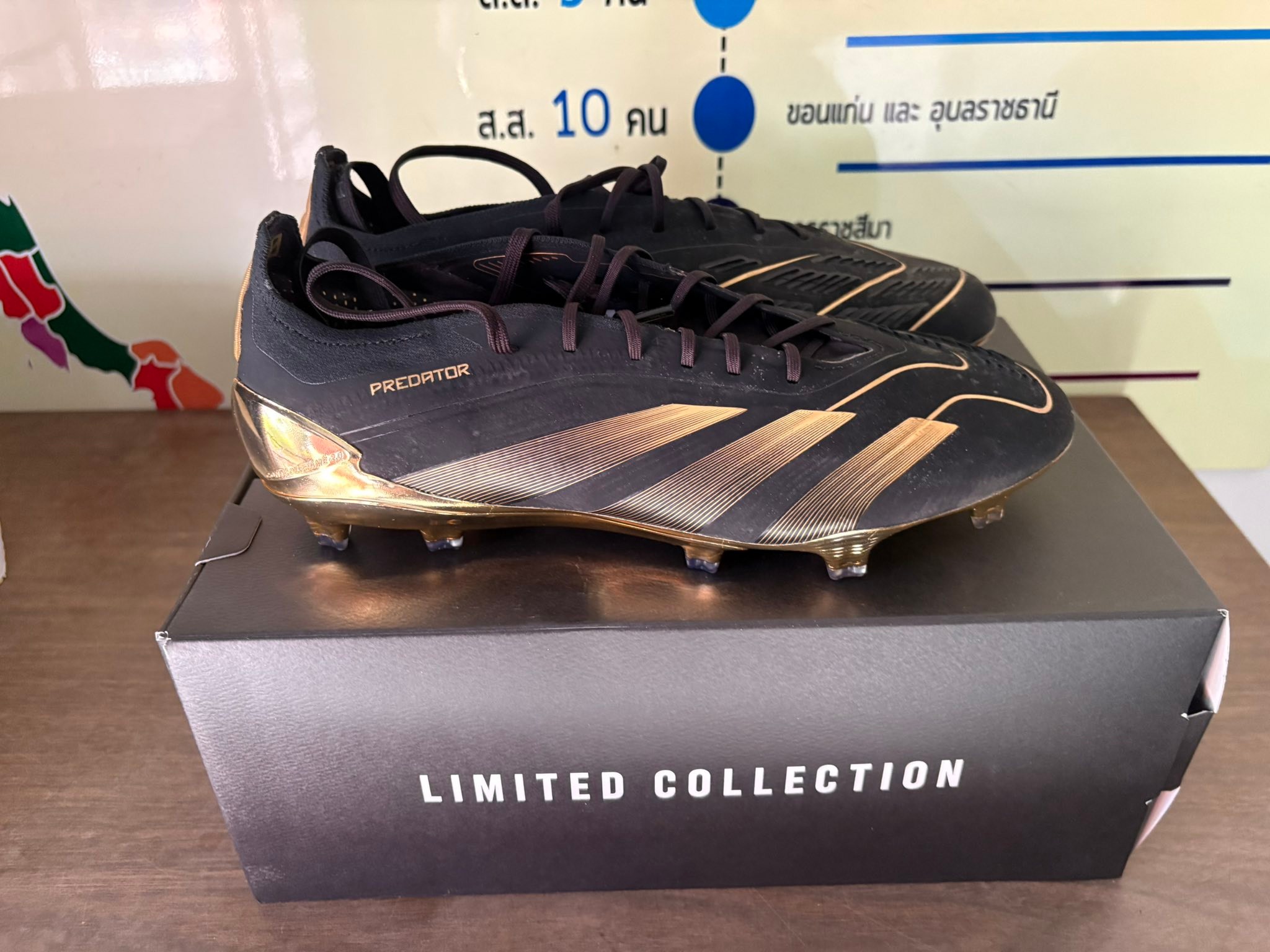 ขออนุญาตปล่อยของ 1.PREDATOR ELITE FT FG JB (ดำทอง) SIZE : 9.5 us 9 