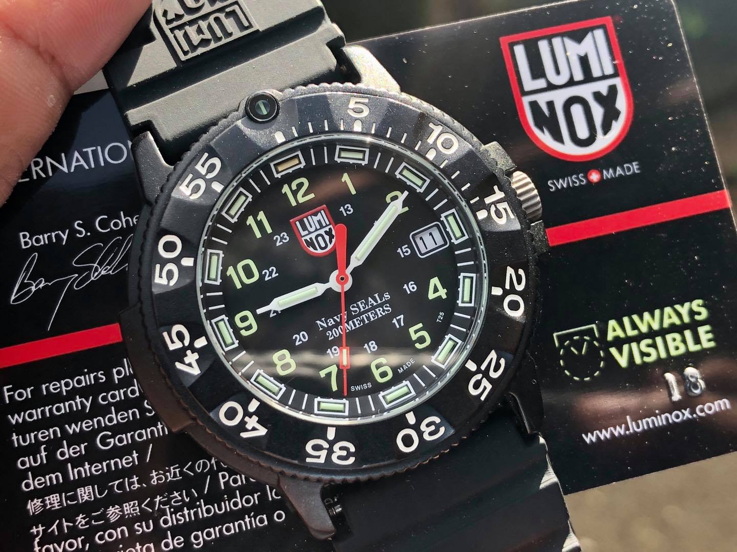 LUMI... - Captain Watch - จำหน่าย นาฬิกาเเบรนด์เนมเเท้ มือสอง | Facebook