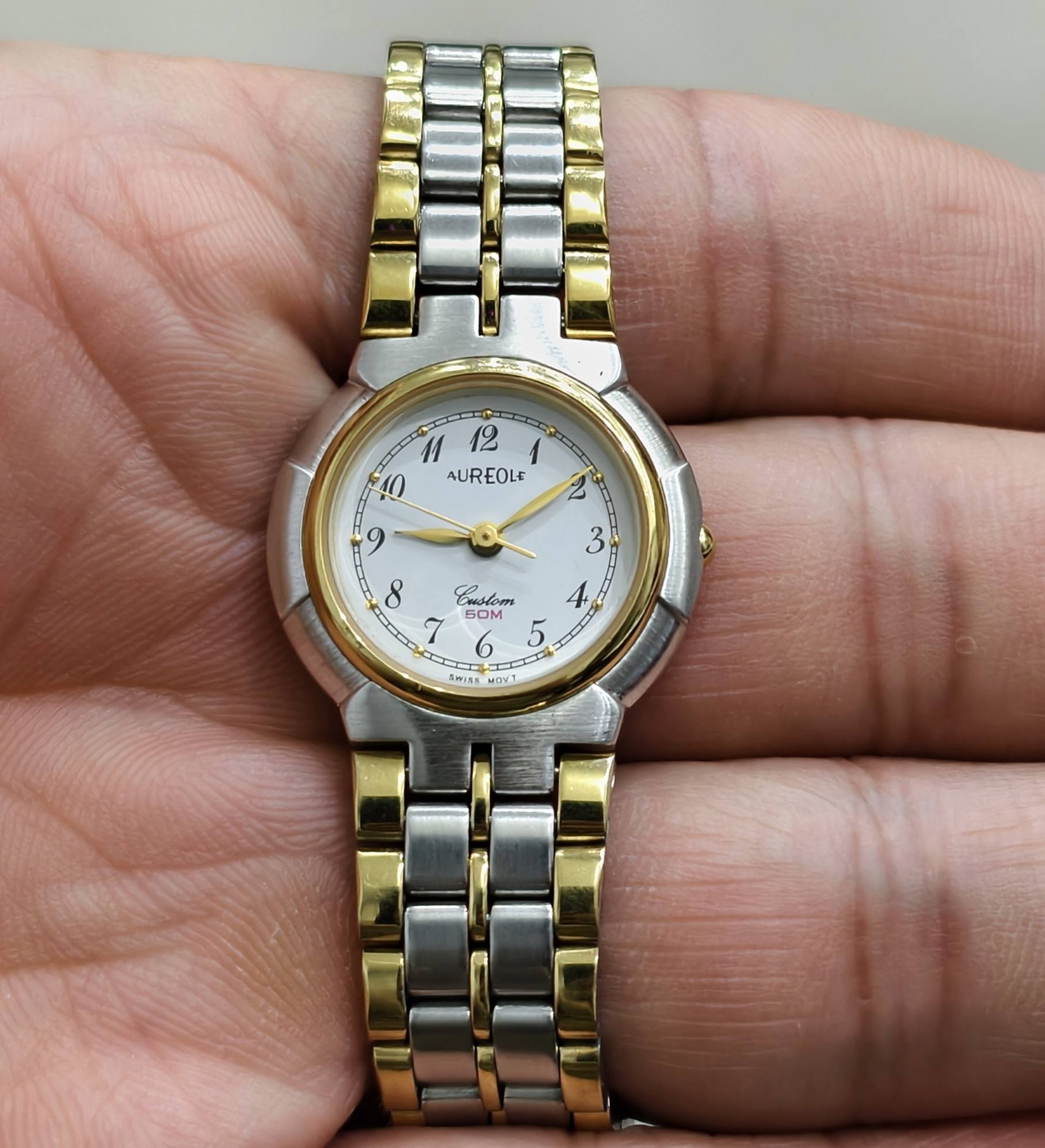 JP217 นาฬิกาข้อมือผู้หญิง แบรนด์ AUREOLE swiss mov