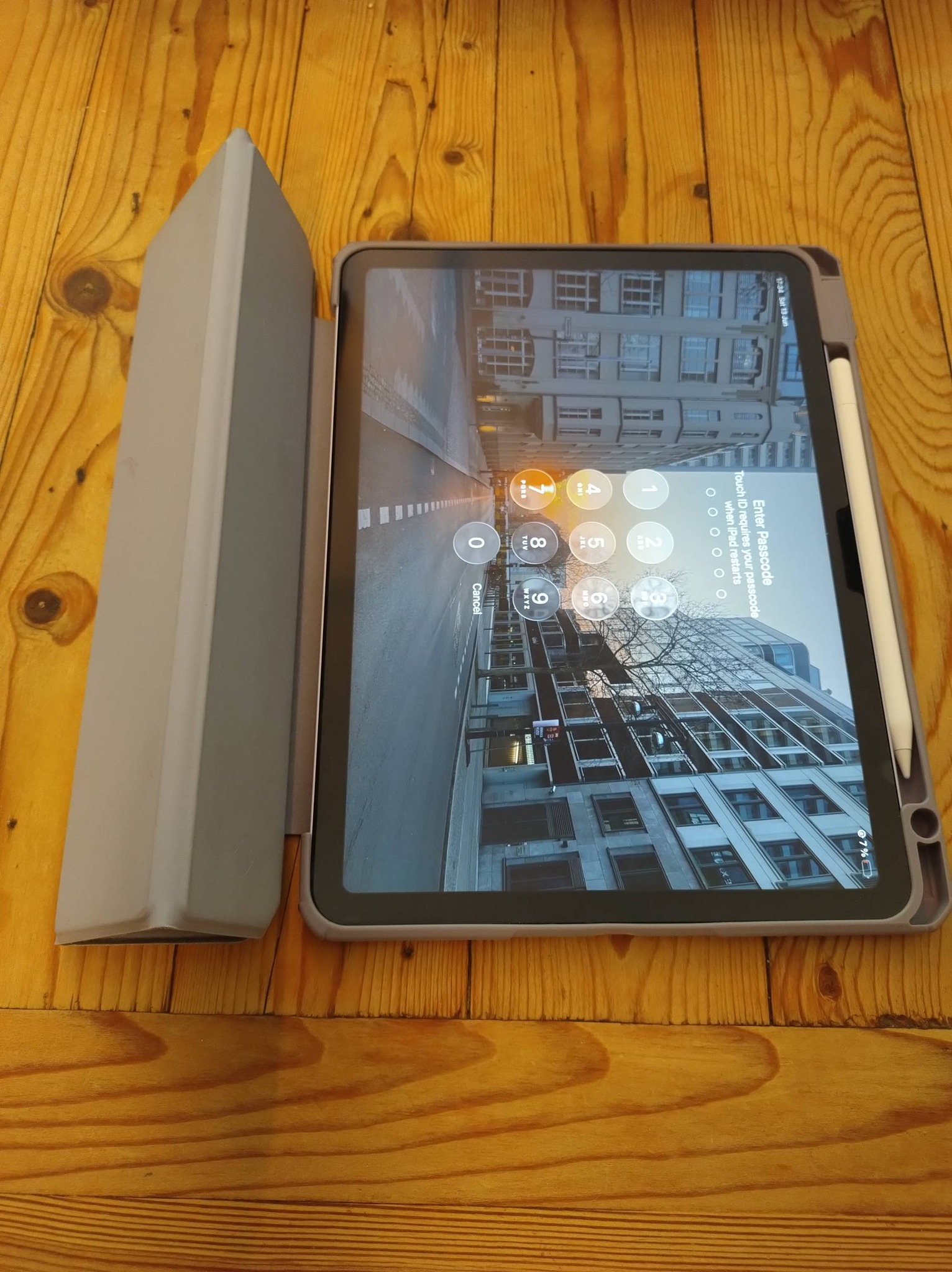 Apple iPad Air 11