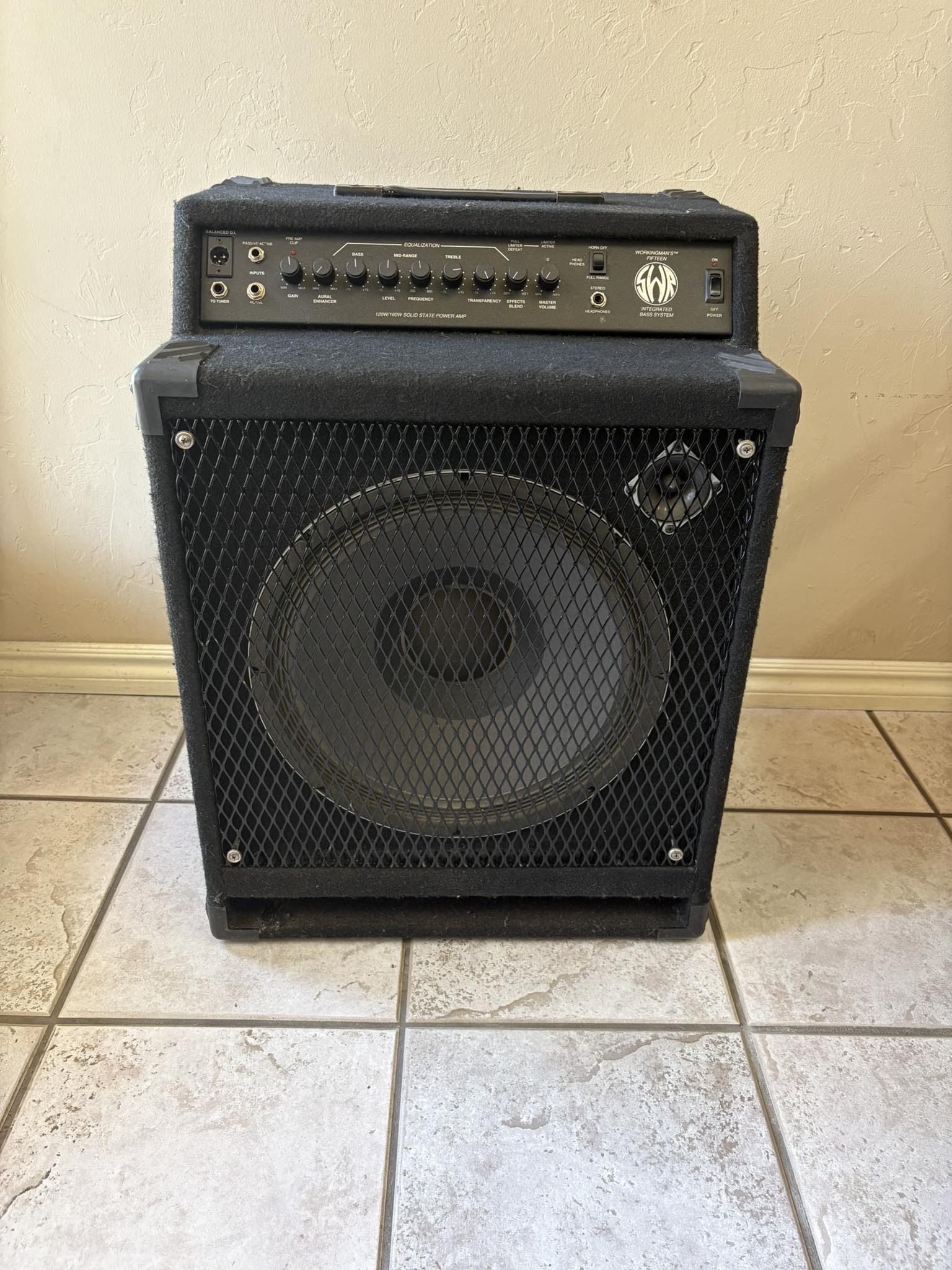 Restoring a vintage bass amplifier