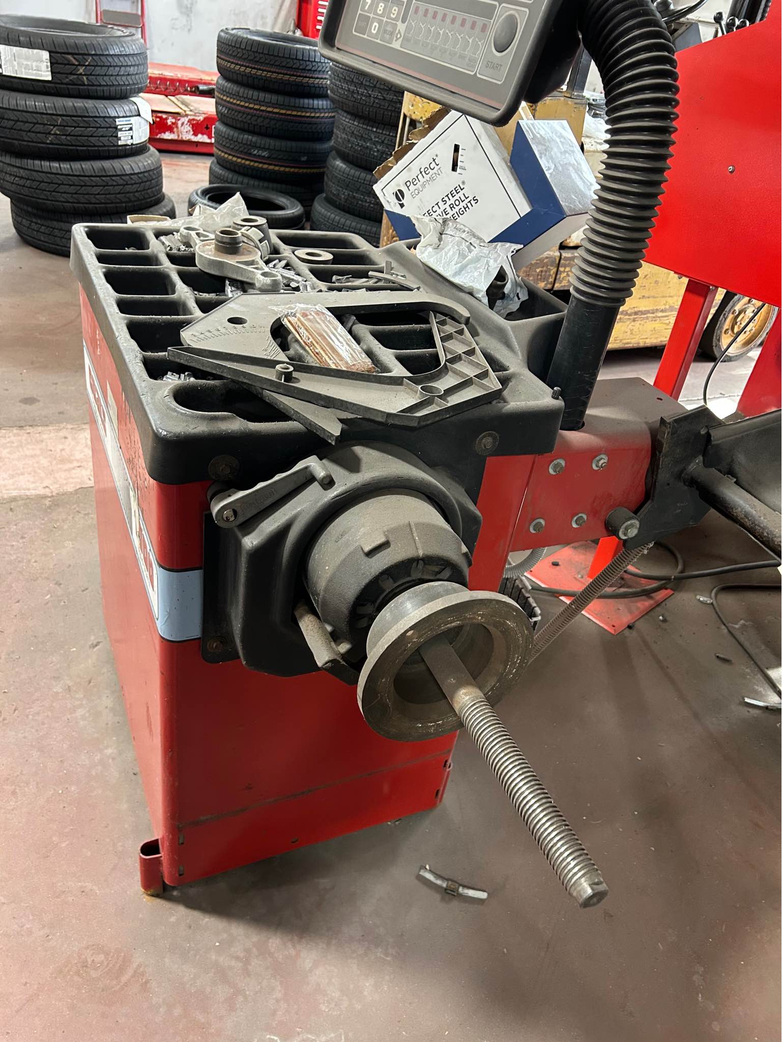 Coats Tire Machine and Balancer - Air Tools - Chicopee, Massachusetts ...