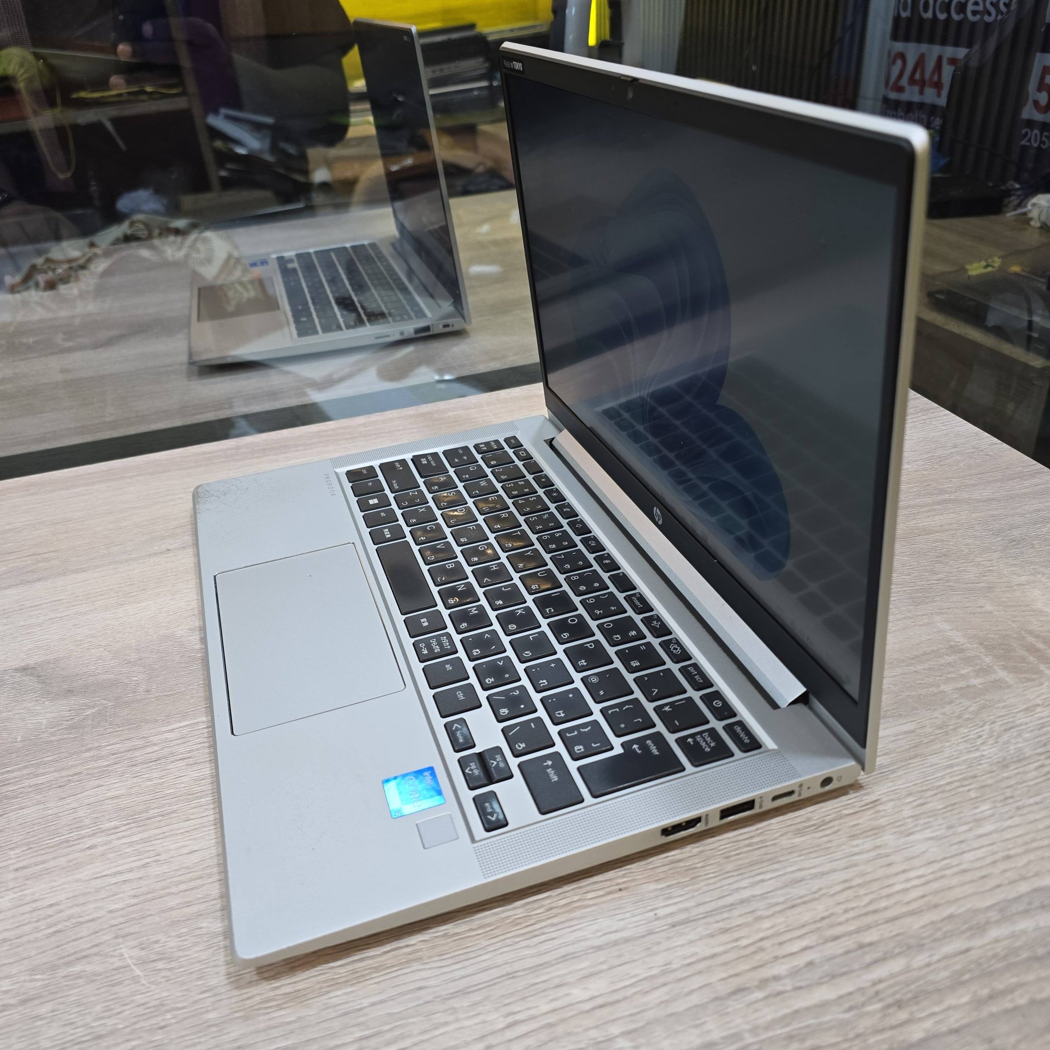 Thursday Deals?? ? 1. HP ProBook 430 G8 Intel Core i5- 11th 