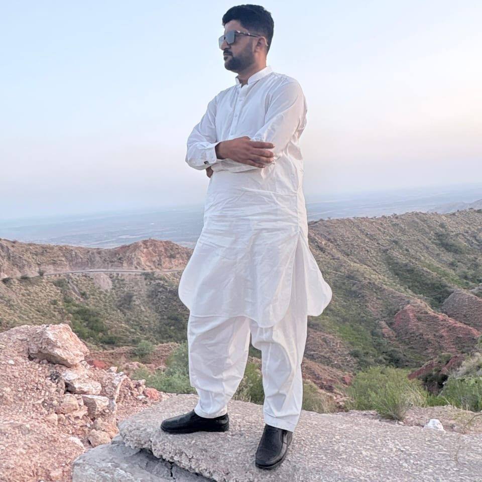 Rana Amir - شکریہ پیارے انکل سلامت رہیں | Facebook