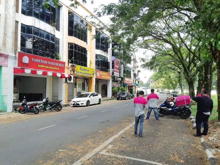 Restoran Bawah Pokok Malim