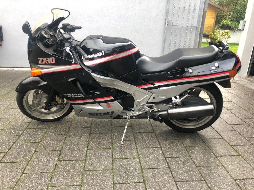 KAWASAKI ZX 10 - TOMCAT - WORLD OFFICIAL MOTO CLUB | Facebook