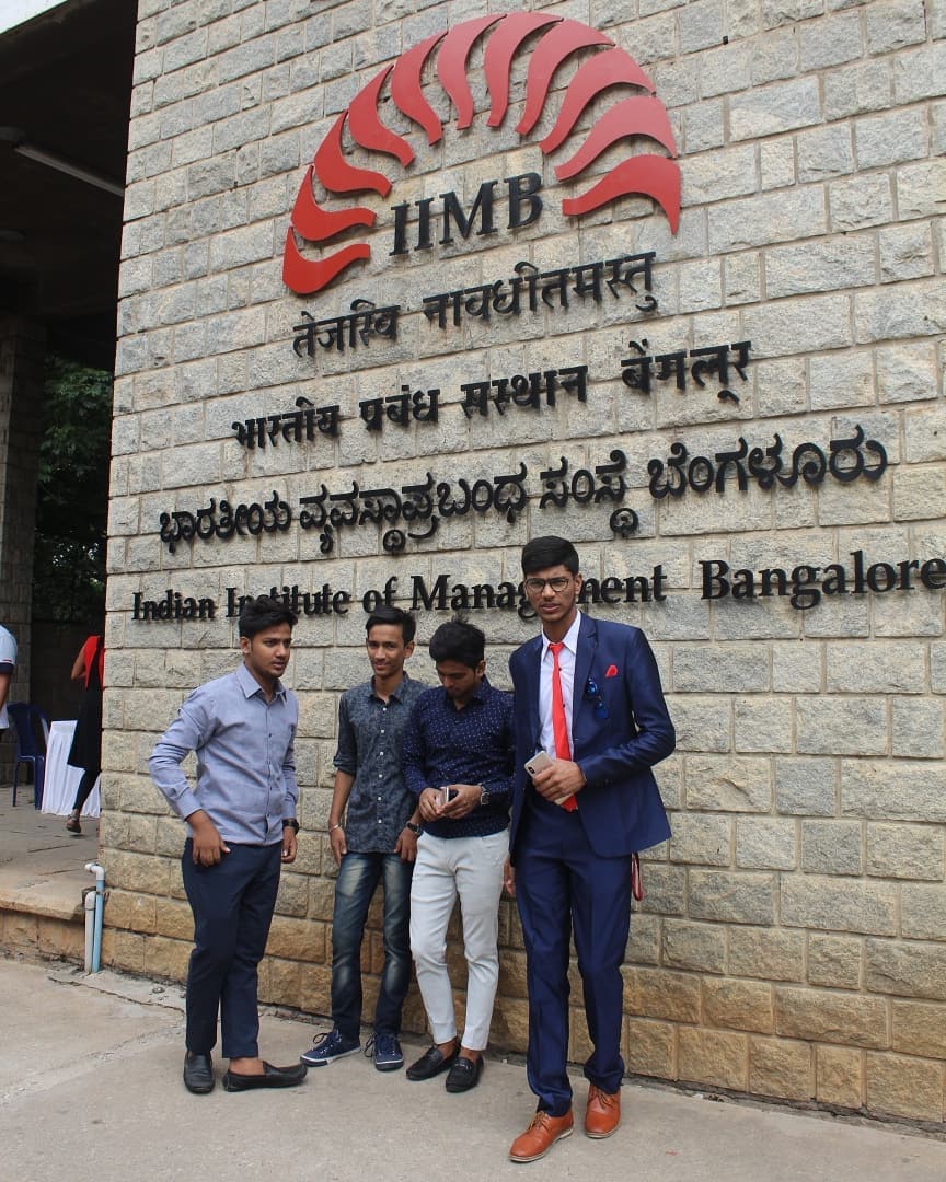 Azhar Rabbani - #iimb, the exact feeling whn IITians come...
