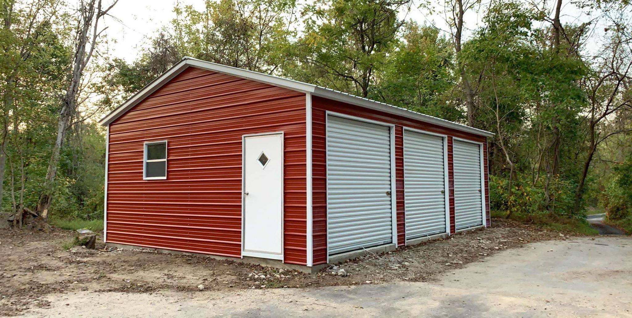 30x40x12 Vertical Roof Fully Enclosed... - R & R Structures