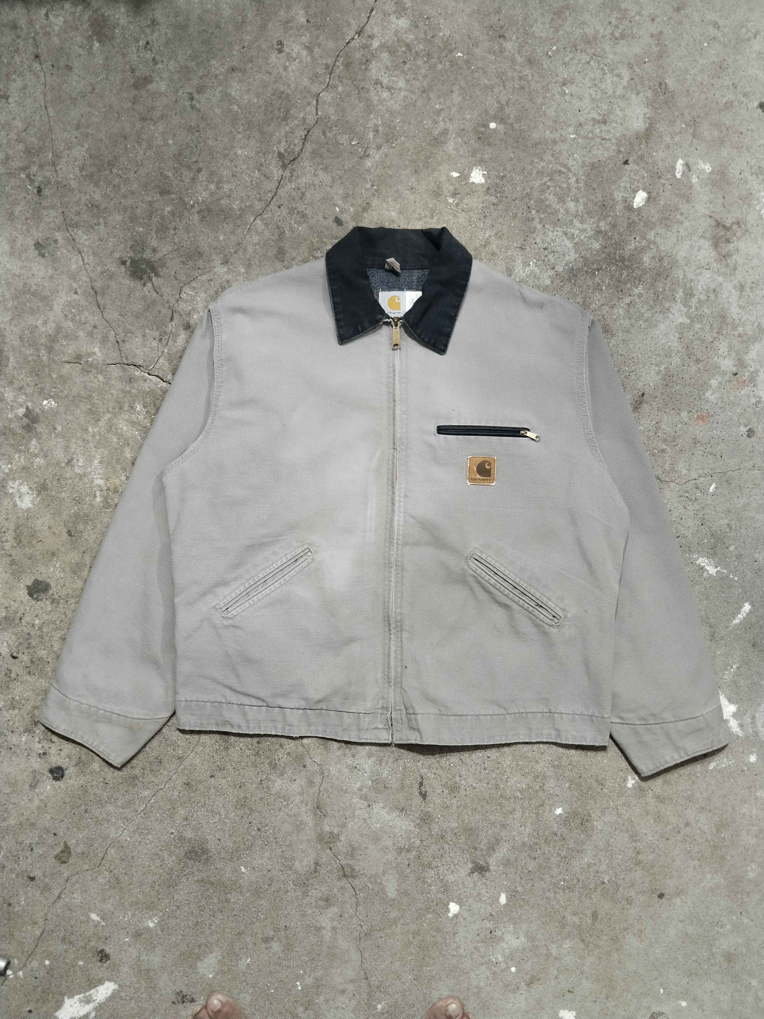 1999 Vintage Carhartt Detroit jacket J76 CMT Cement gray XL Width 
