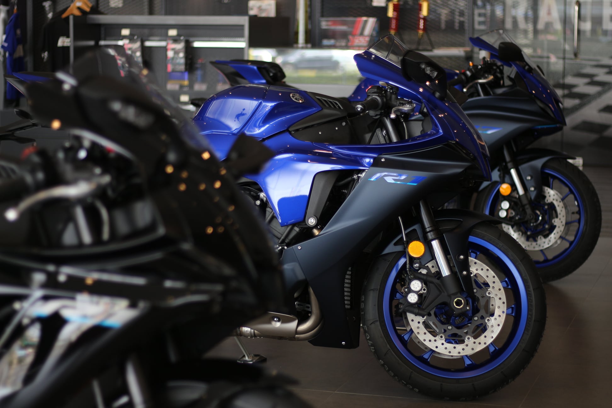 💙🖤 R1 🏍🏁 #YZF #R1 #SuperSport... - Yamaha Riders Club Korat | Facebook