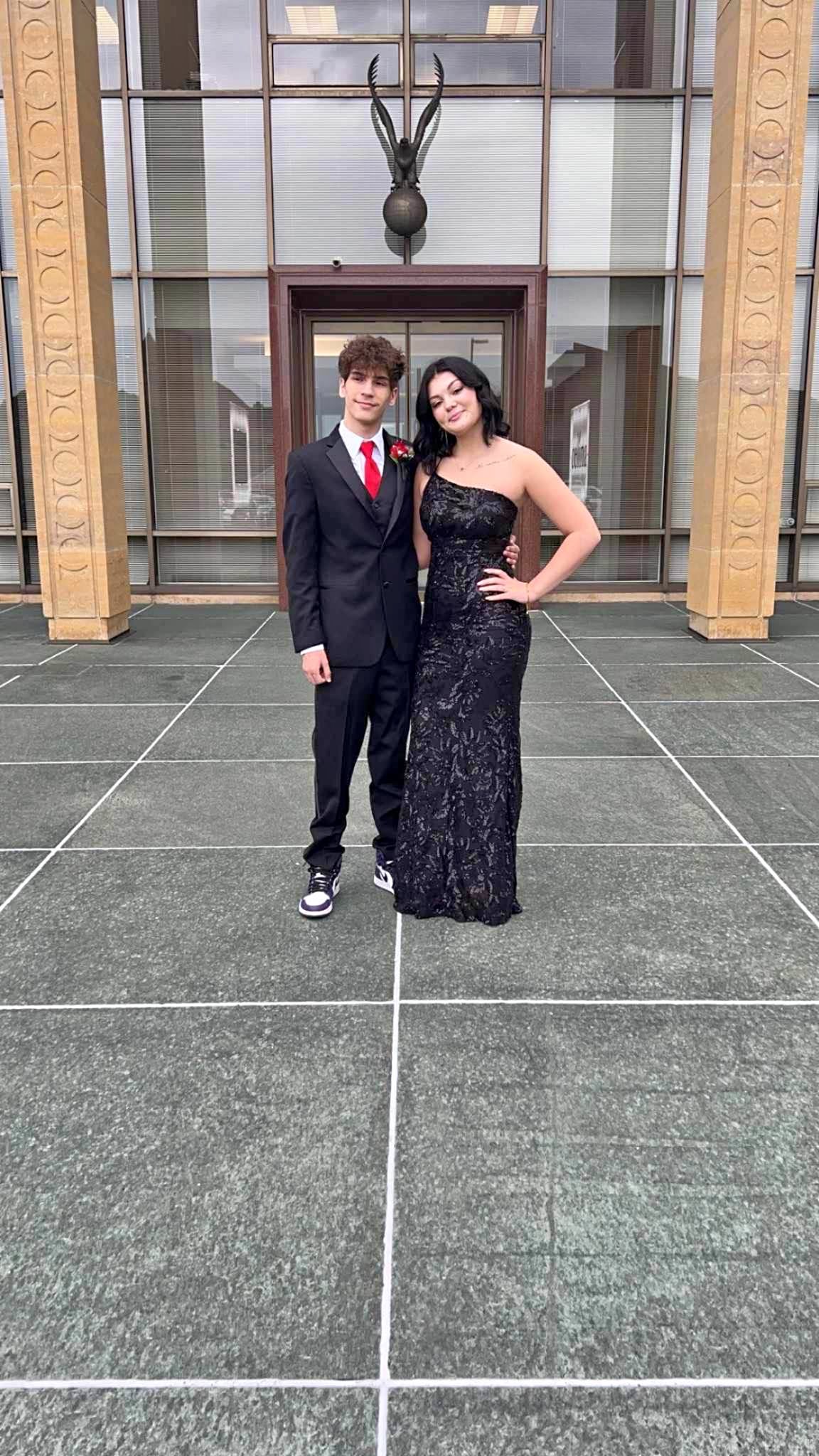 Prom dress - Dresses - Celina, Ohio | Facebook Marketplace | Facebook