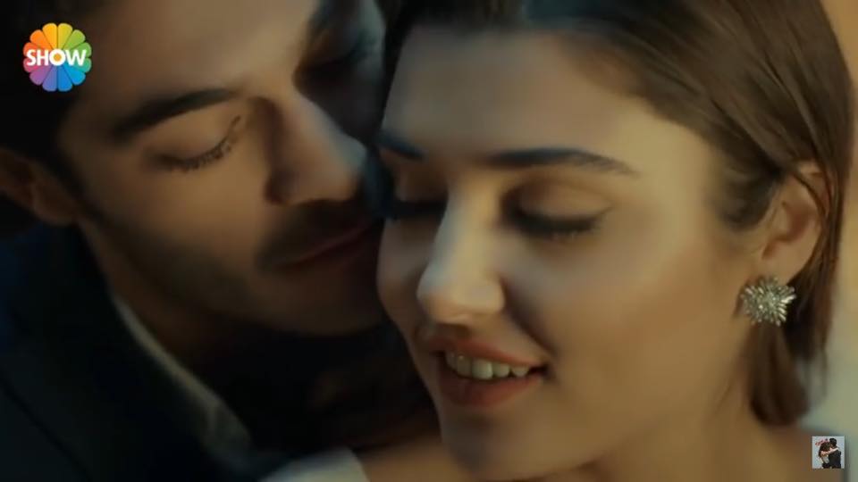 يـ - ‏لا أحد يُحبك كحبّي .. عفواً لا تقل أمك .. أقسم ثلاثاً أني أحبك ...