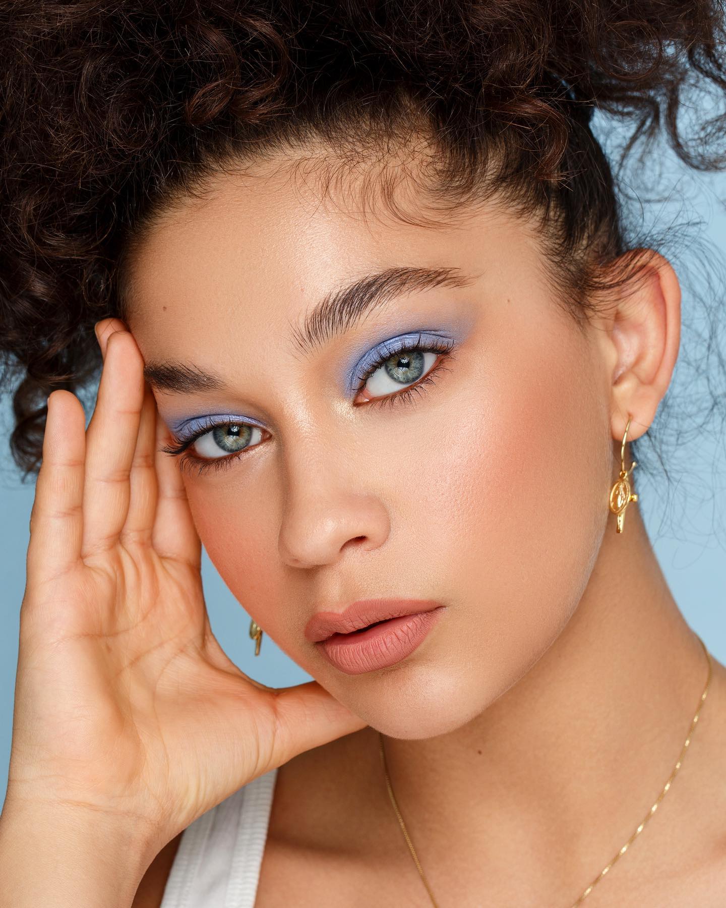 Makeup by Alex Perrin - Home